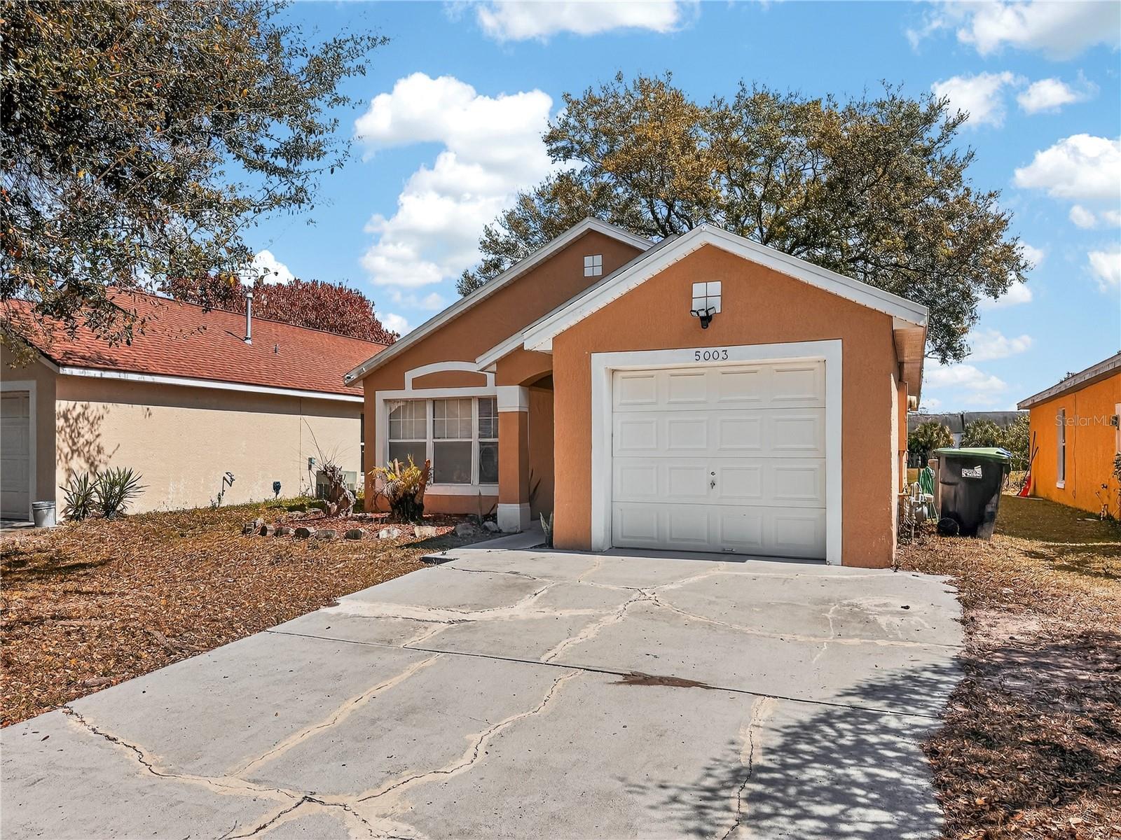 AVENTURA ESTATES - Residential