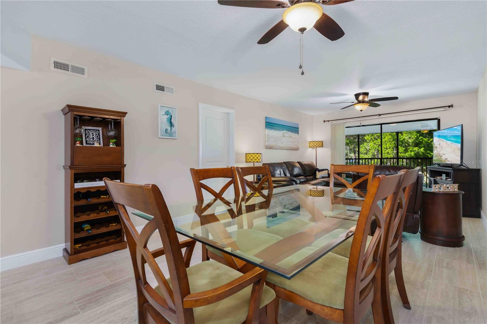 CARIBAY CONDO - Residential