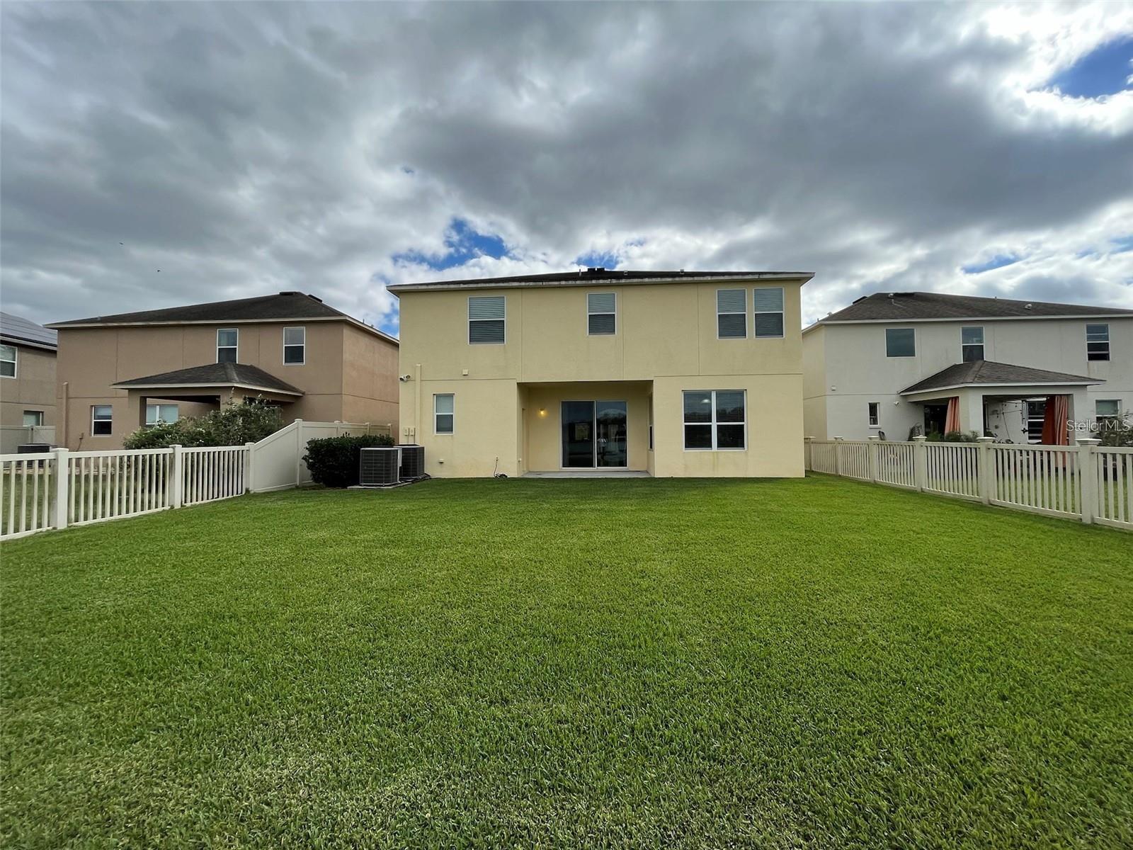EASTON PARK PH 3 - Residential Lease