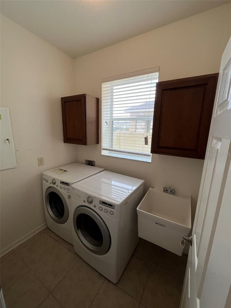 EASTON PARK PH 3 - Residential Lease
