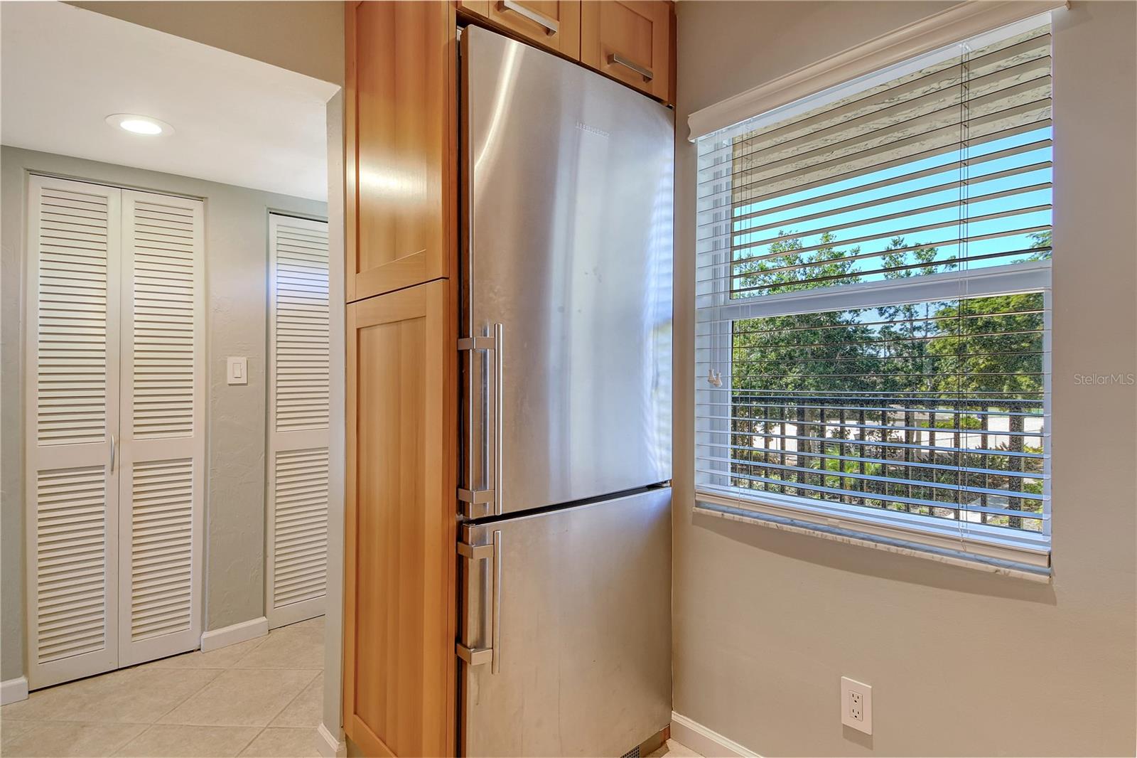 WINDWARD BAY AMD - Residential