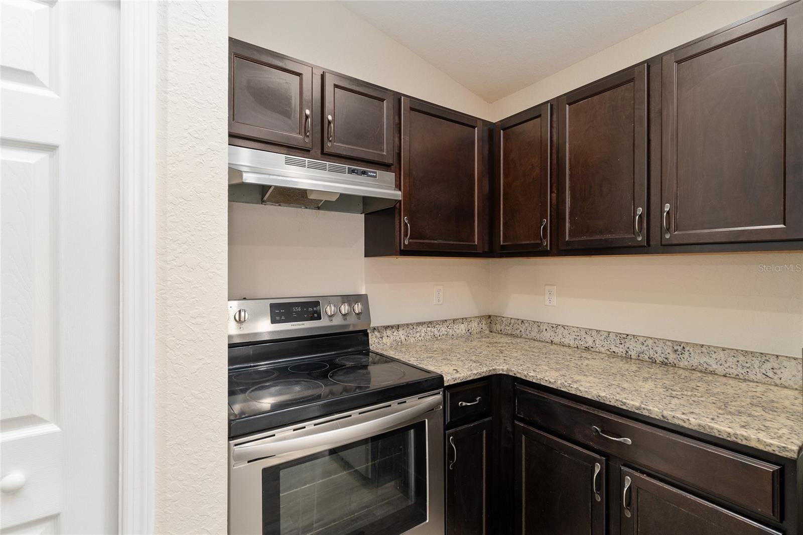 SILVER SPRINGS SHORES - Residential