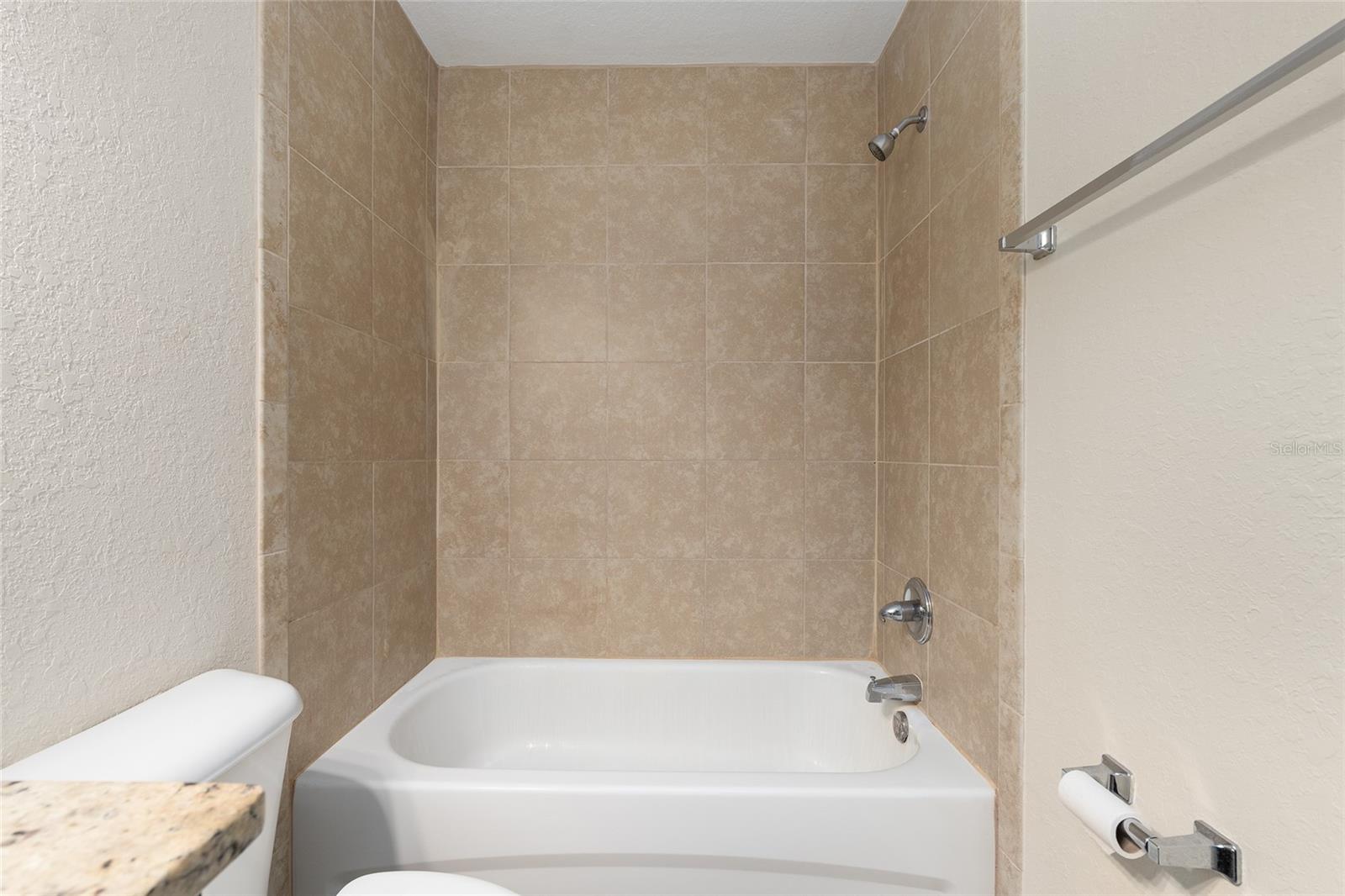 SILVER SPRINGS SHORES - Residential