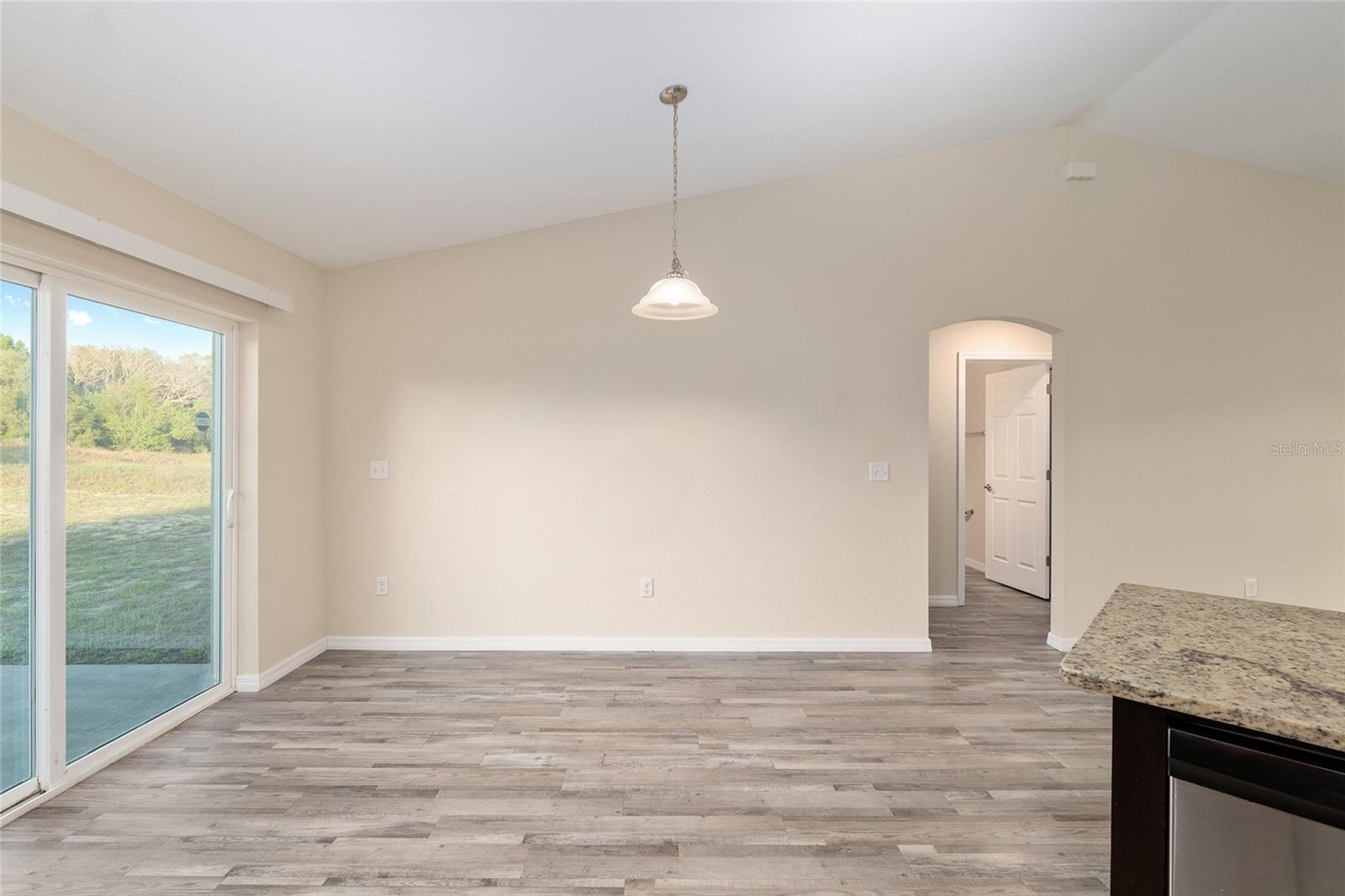 SILVER SPRINGS SHORES - Residential