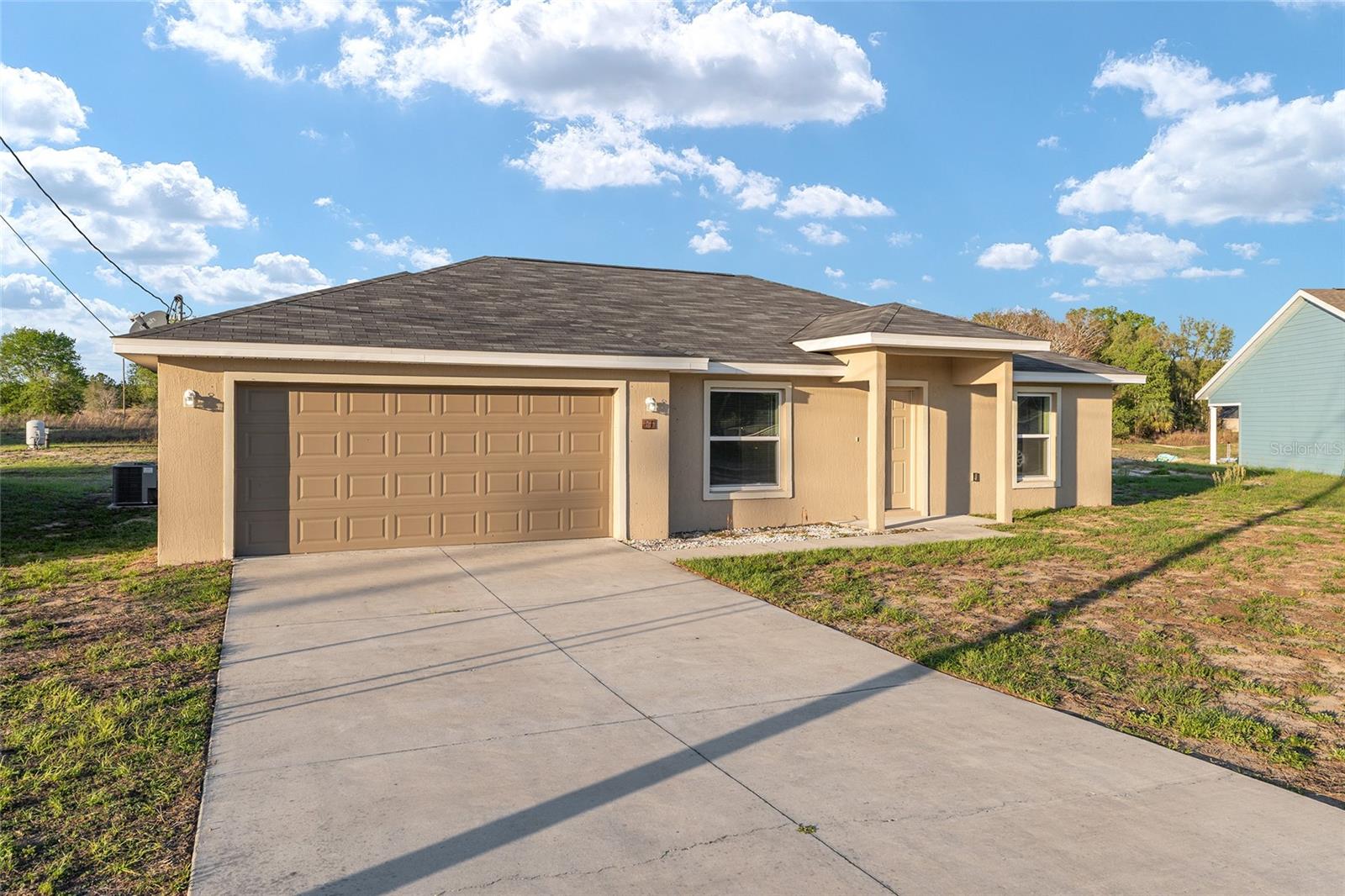 SILVER SPRINGS SHORES - Residential