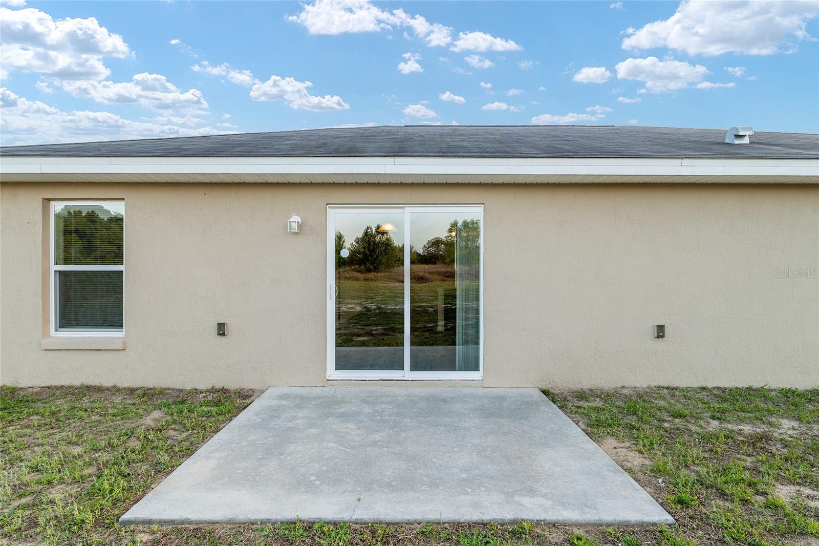 SILVER SPRINGS SHORES - Residential