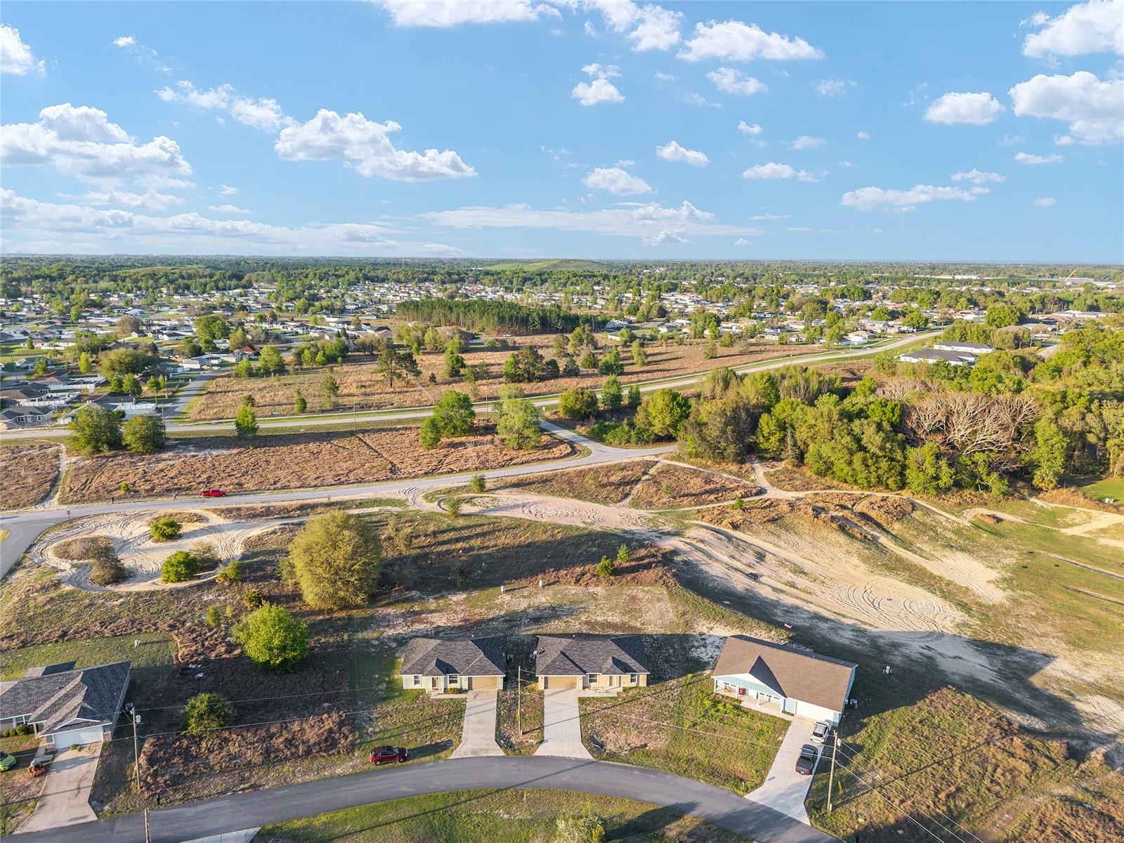 SILVER SPRINGS SHORES - Residential