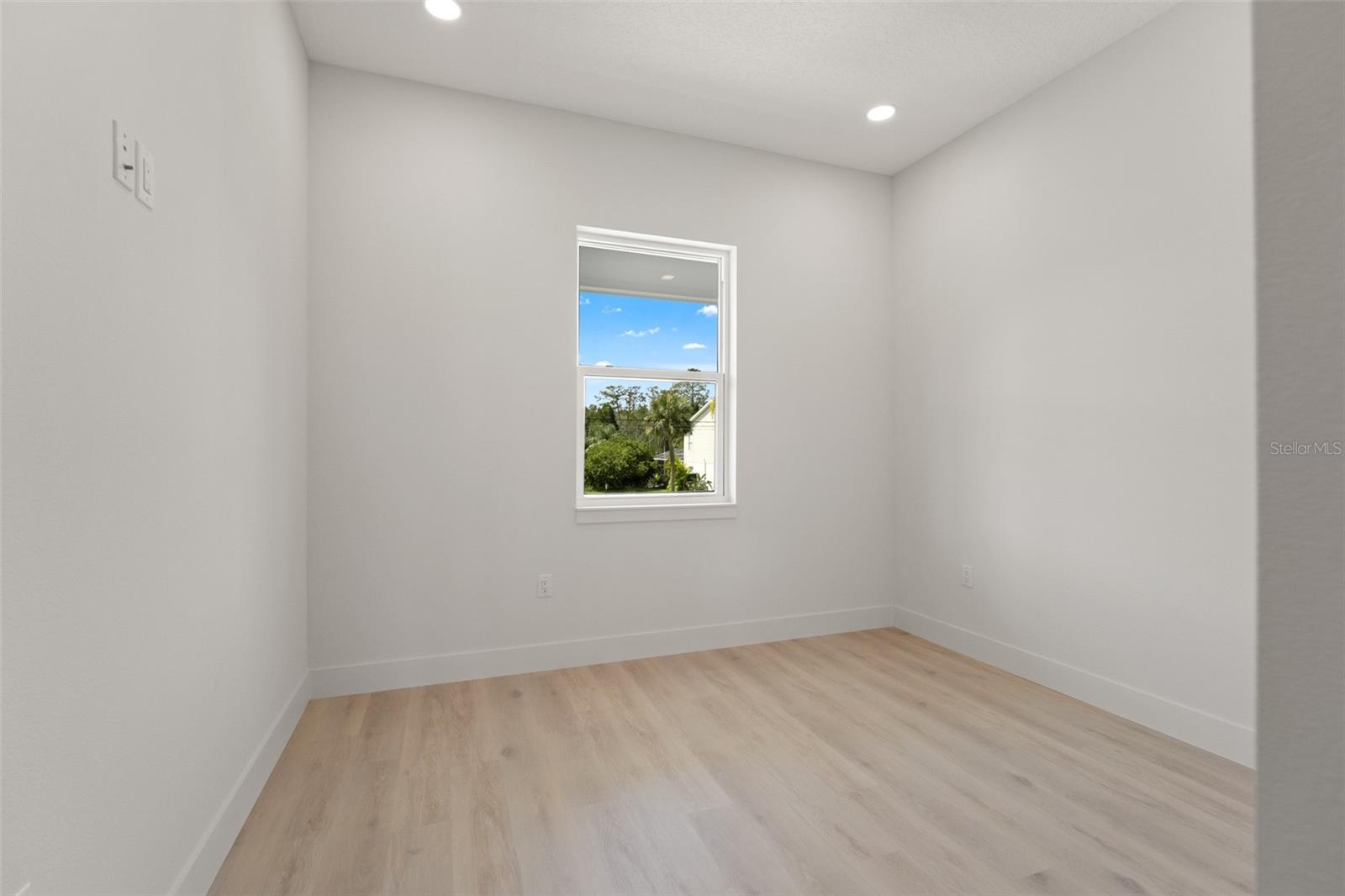 HERNANDO BEACH - Residential