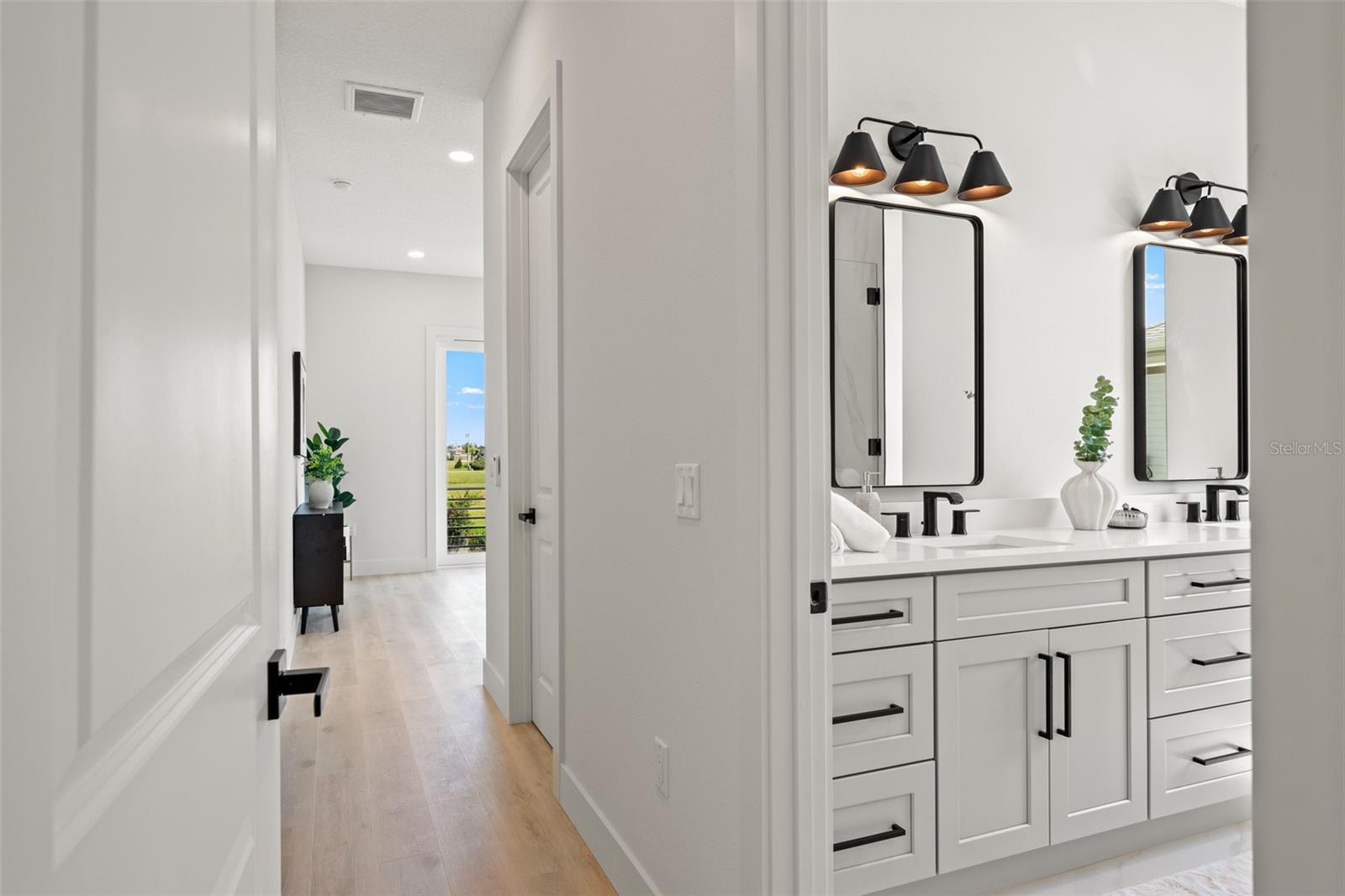 HERNANDO BEACH - Residential