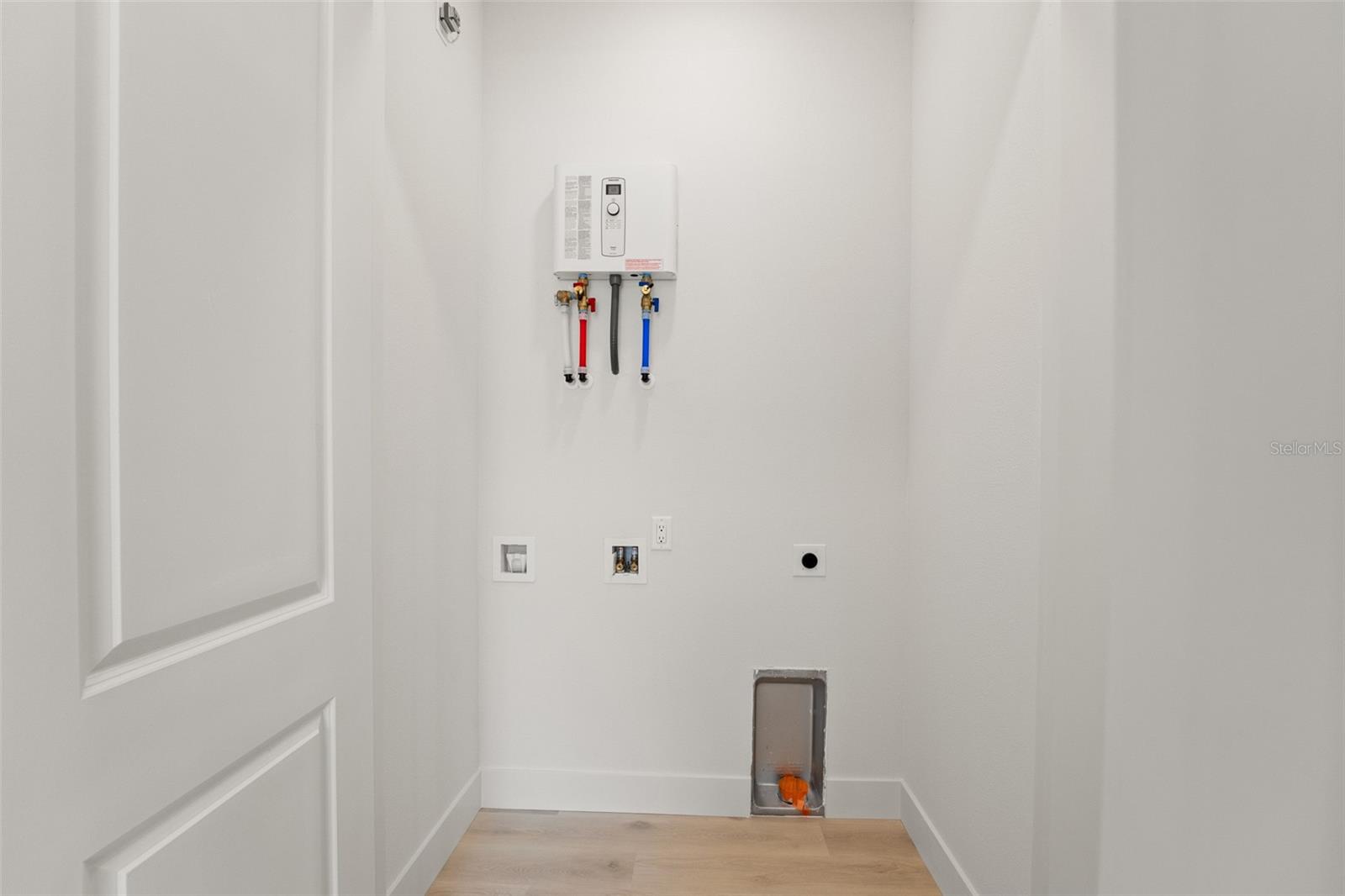 HERNANDO BEACH - Residential