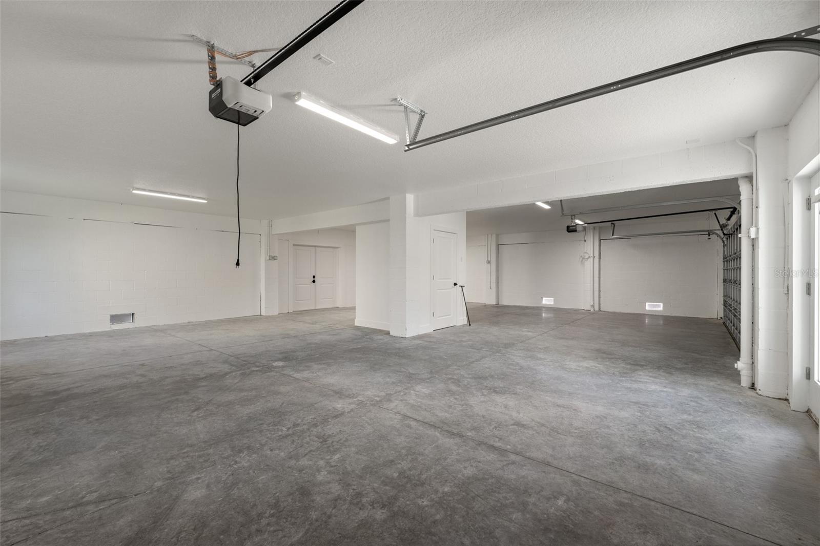 HERNANDO BEACH - Residential