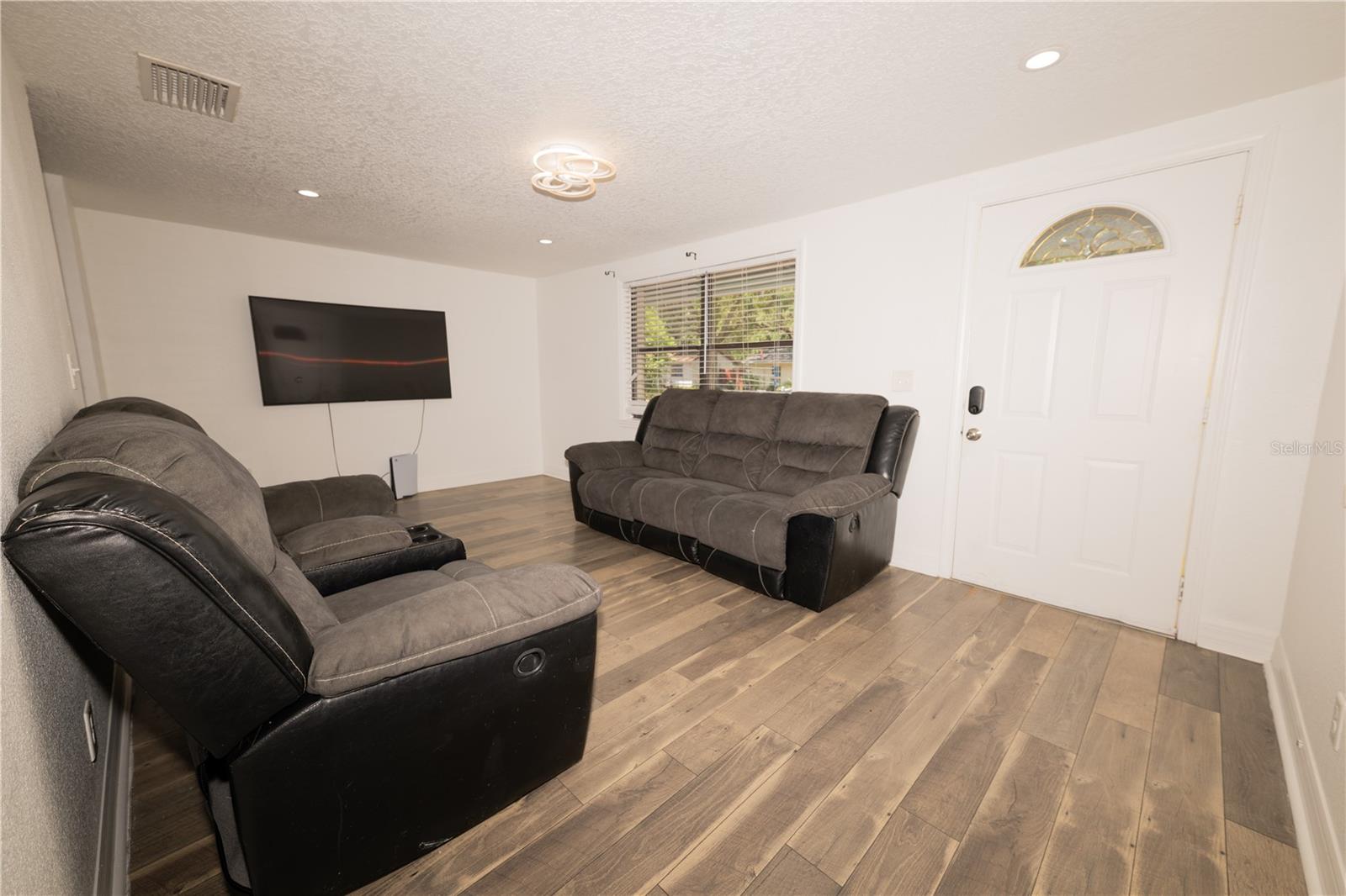 MEADOWOOD ESTATES - Residential