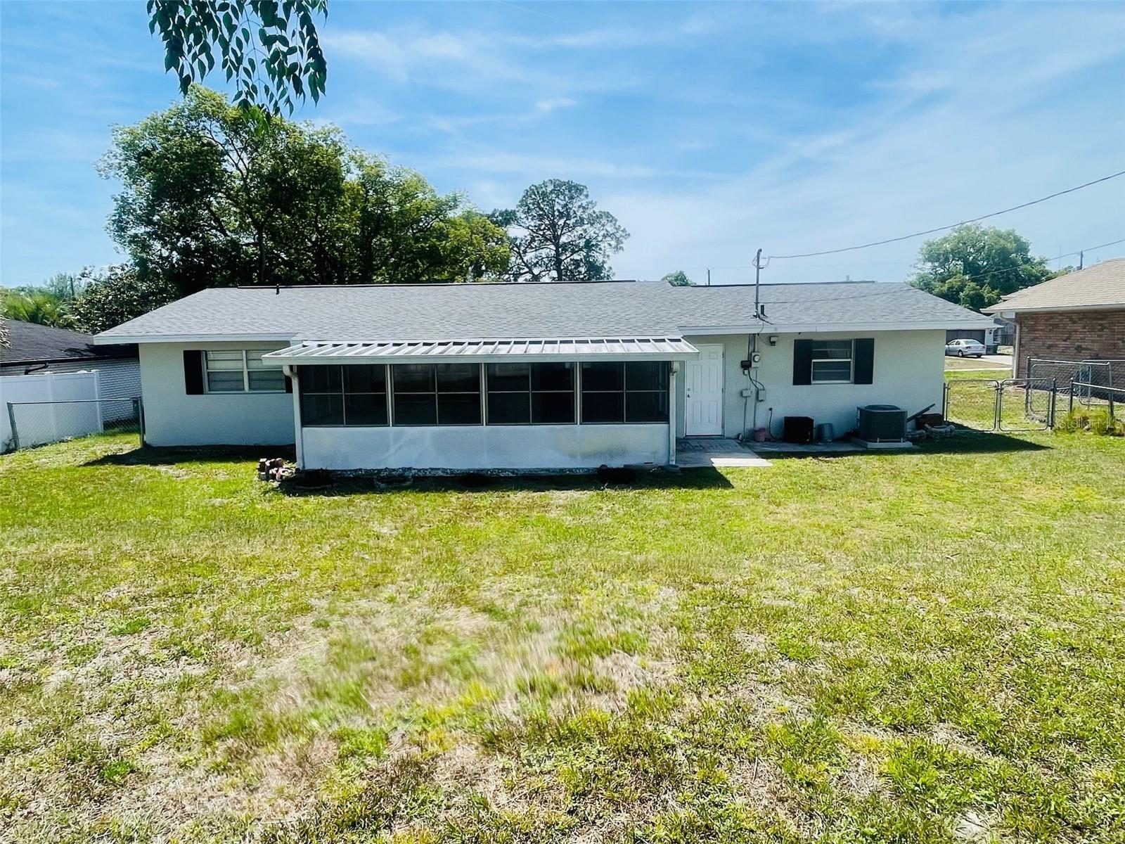 DELTONA LAKES UNIT 10 IN 25 & 36 18 30 - Residential