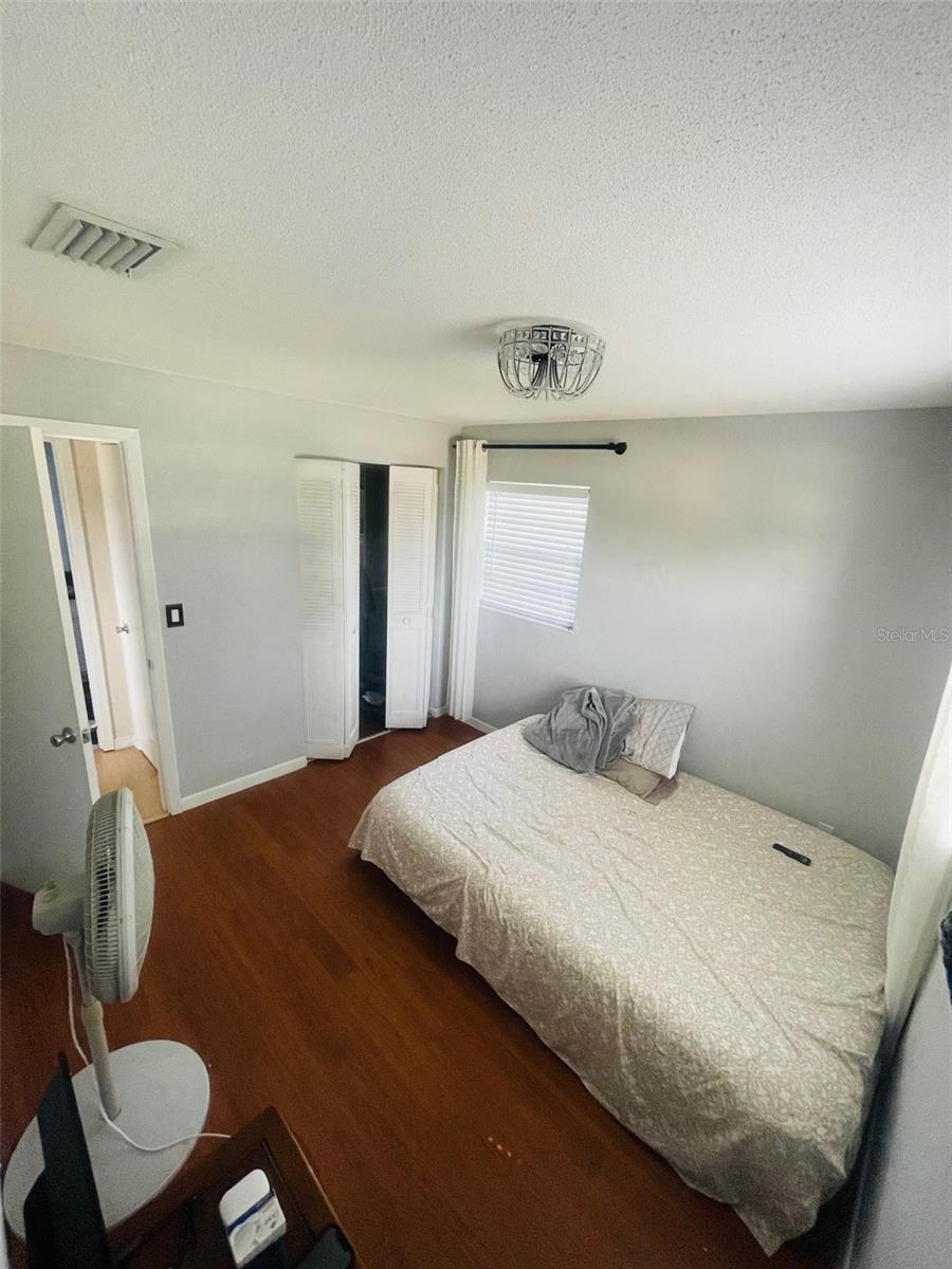 DELTONA LAKES UNIT 10 IN 25 & 36 18 30 - Residential