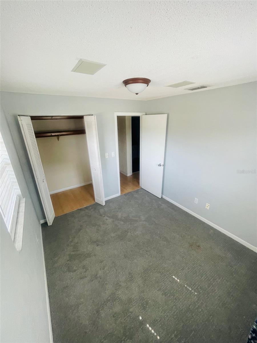 DELTONA LAKES UNIT 10 IN 25 & 36 18 30 - Residential