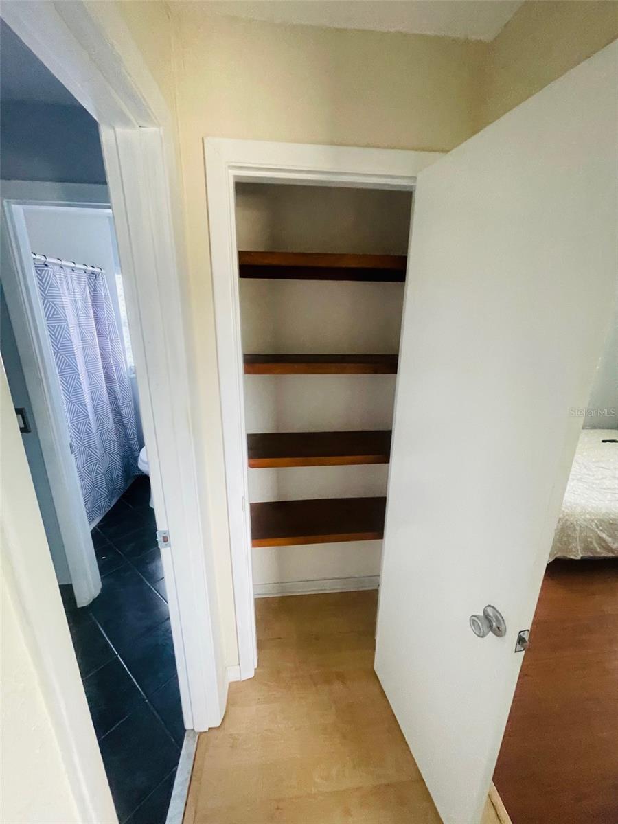 DELTONA LAKES UNIT 10 IN 25 & 36 18 30 - Residential