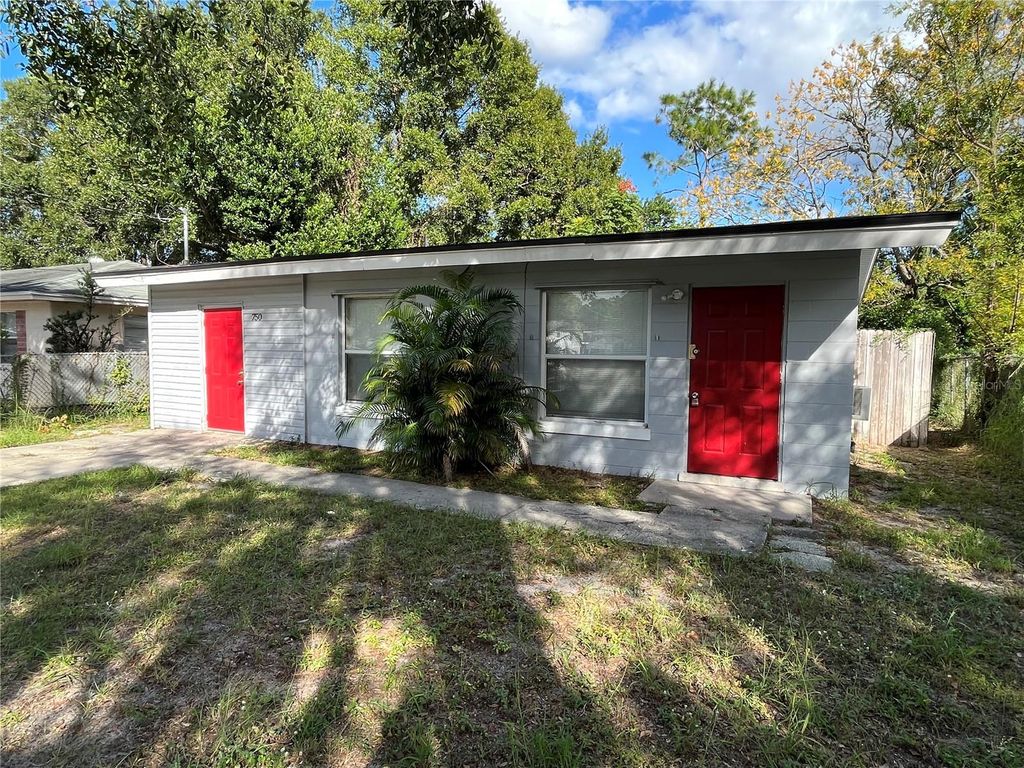 Photo of 750 26th Street NW, Winter Haven, FL 33881 (MLS # TB8455427)