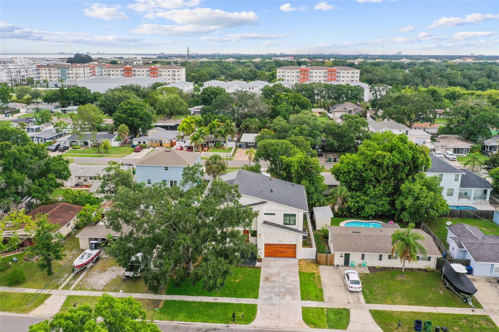 GANDY GARDENS 1 - Residential Lease