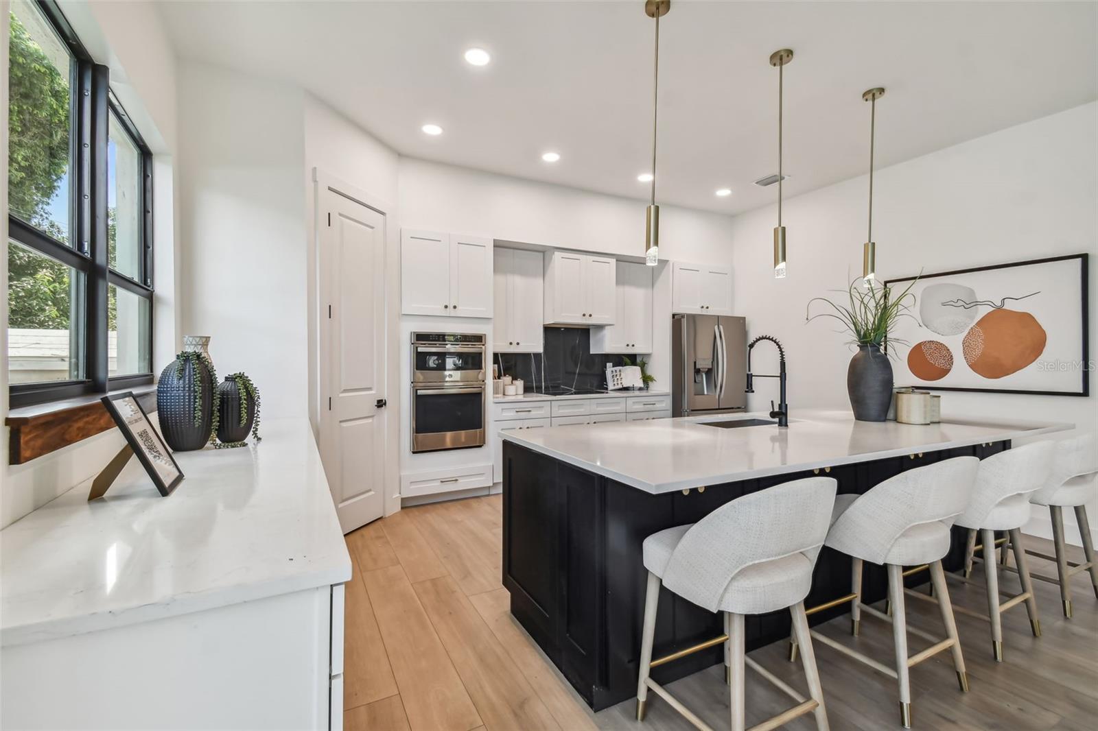 GANDY GARDENS 1 - Residential Lease