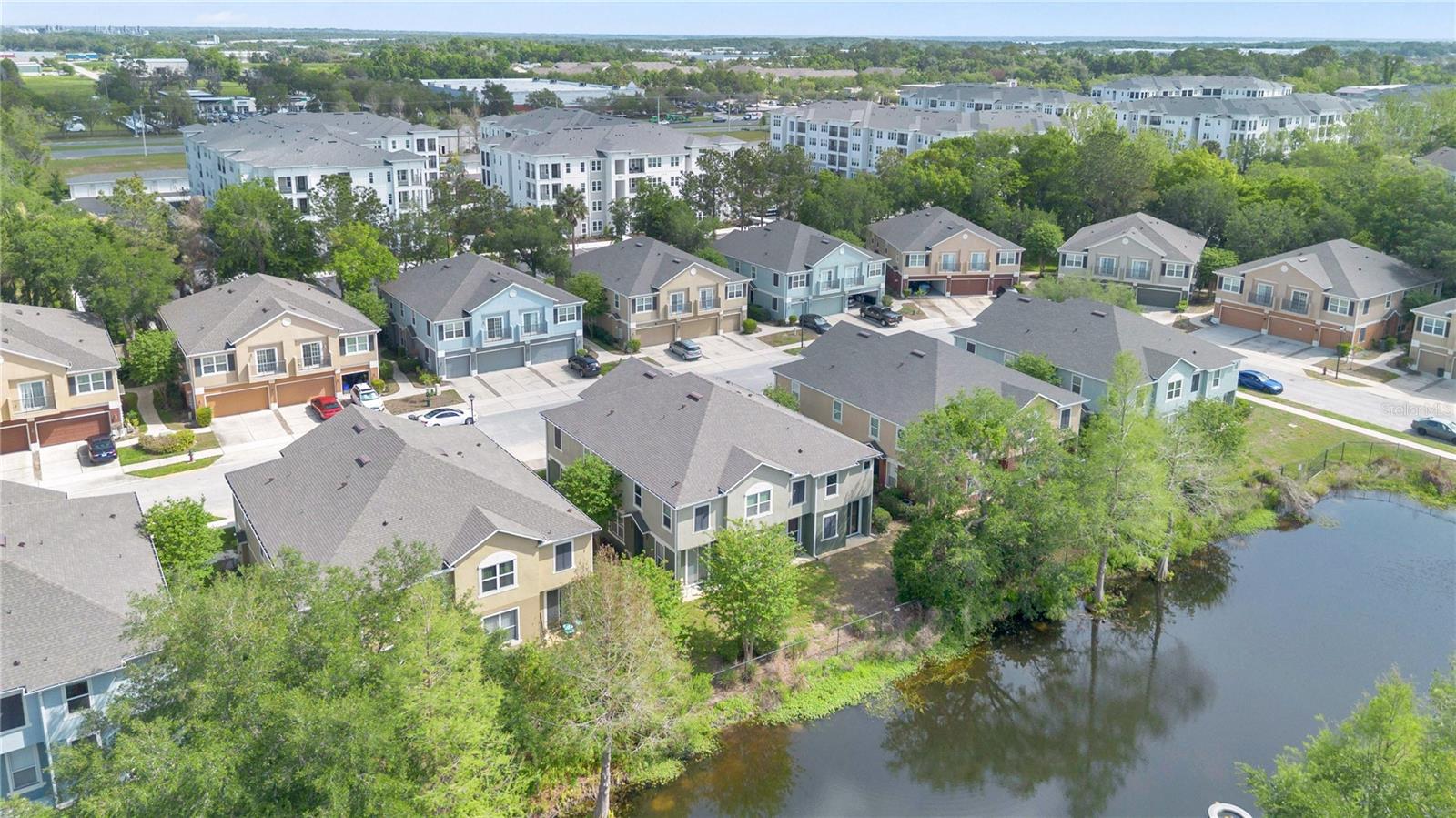 FLAGSHIP PARK A CONDO - Residential