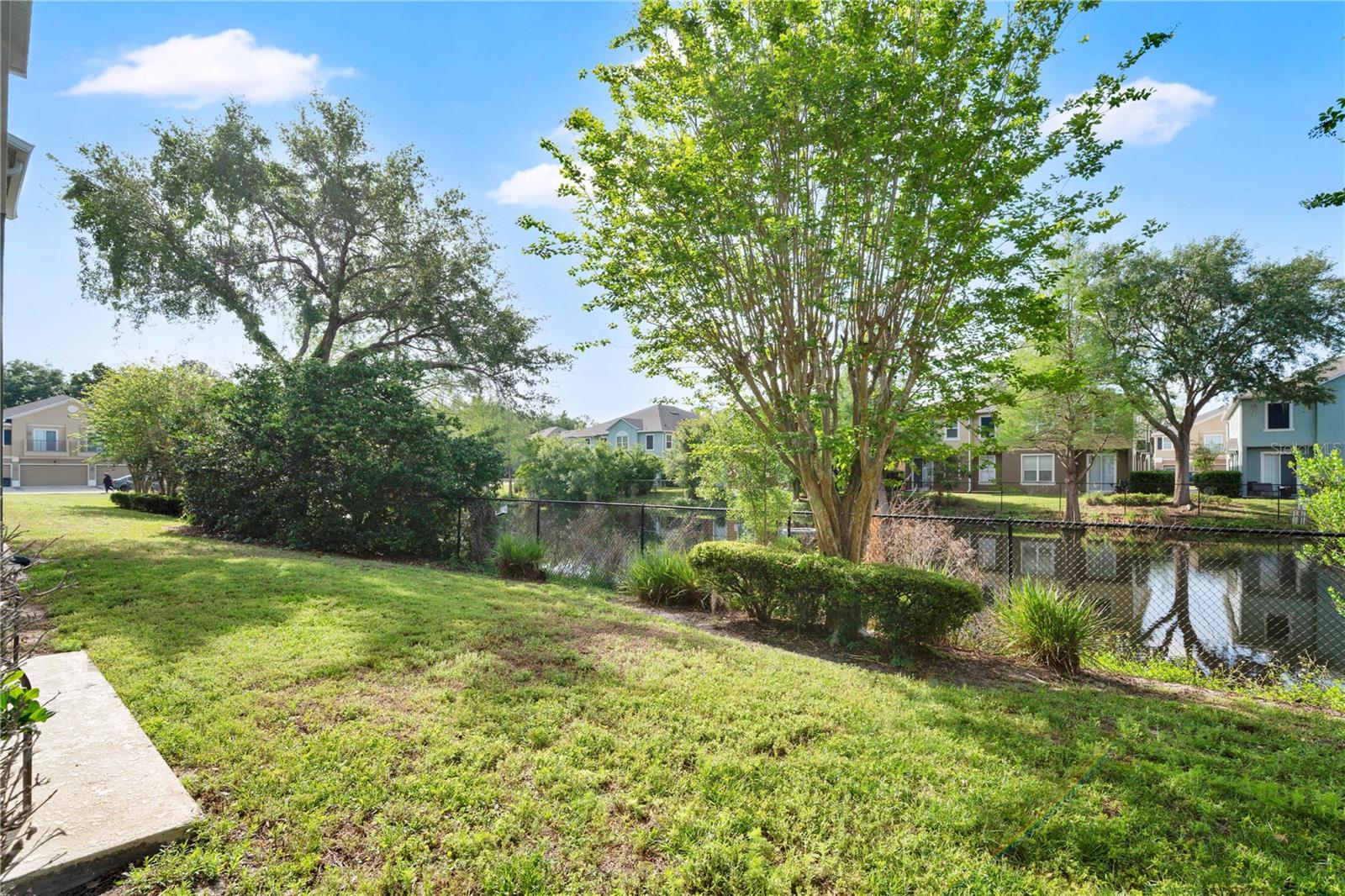 FLAGSHIP PARK A CONDO - Residential