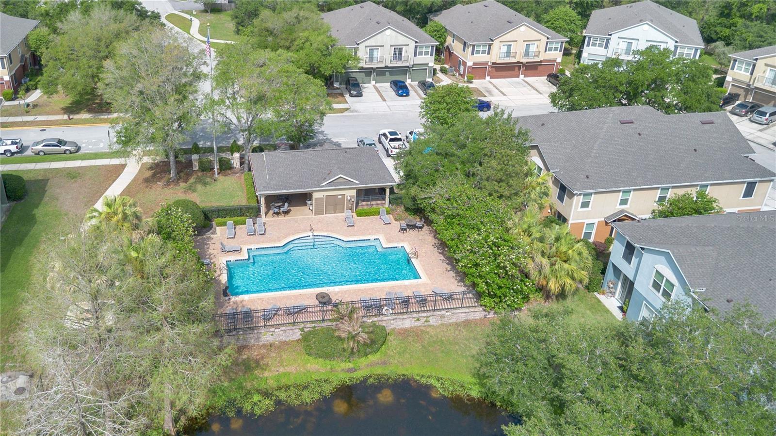 FLAGSHIP PARK A CONDO - Residential