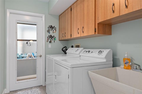 Tiny photo for 5248 S Riverview Circle, Homosassa, FL 34448 (MLS # W7885485)