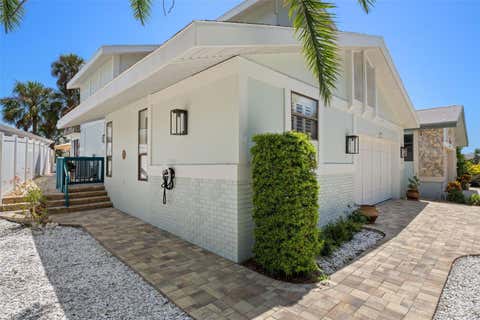Tiny photo for 5248 S Riverview Circle, Homosassa, FL 34448 (MLS # W7885485)