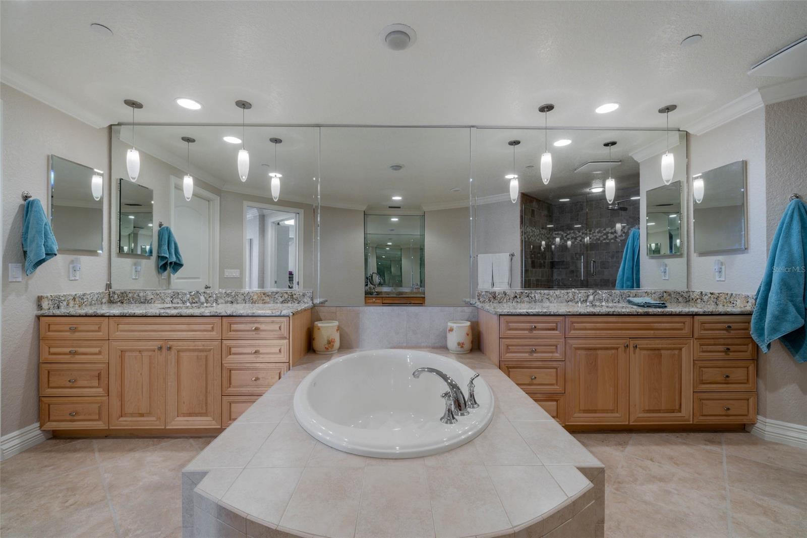 Seacrest Condo - Residential