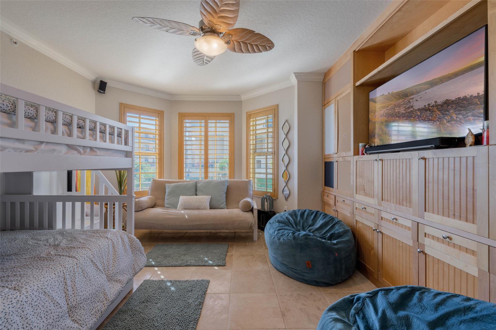 Seacrest Condo - Residential