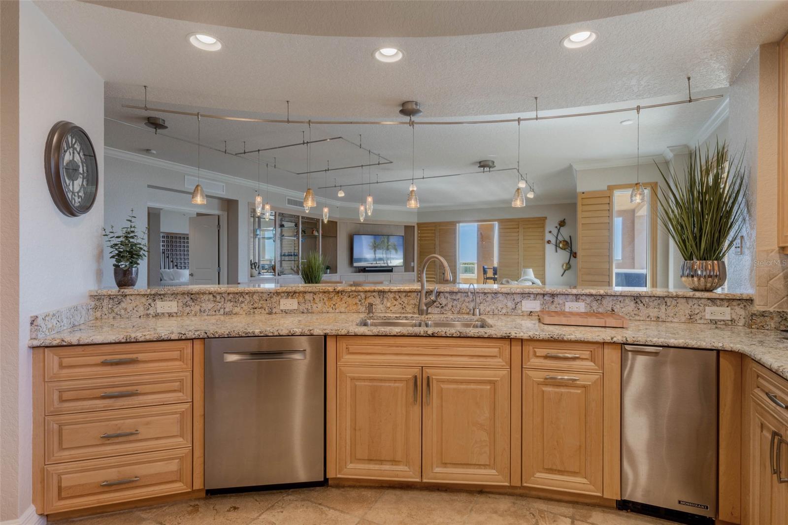 Seacrest Condo - Residential