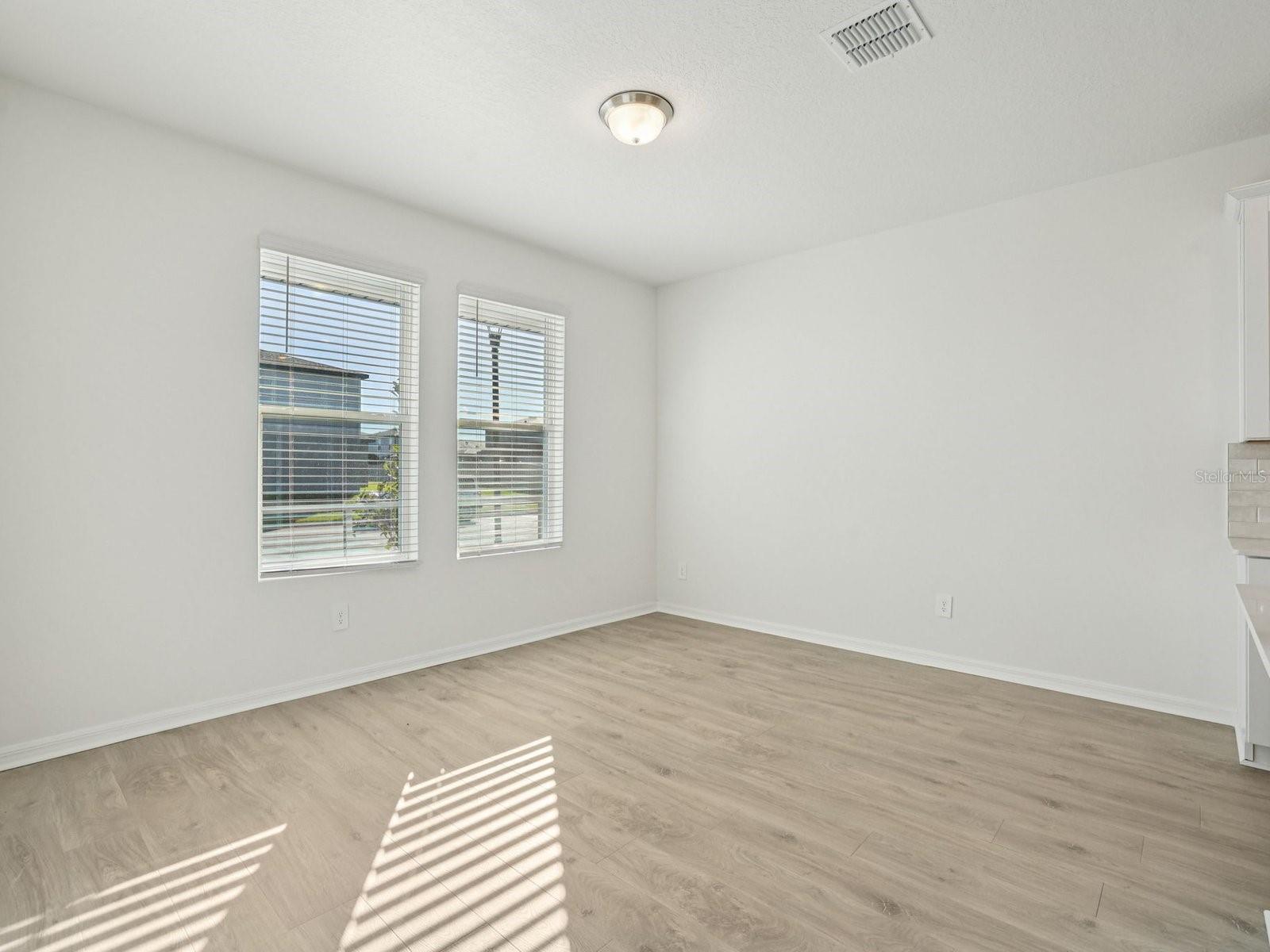 4689 CROSS PRAIRIE PARKWAY