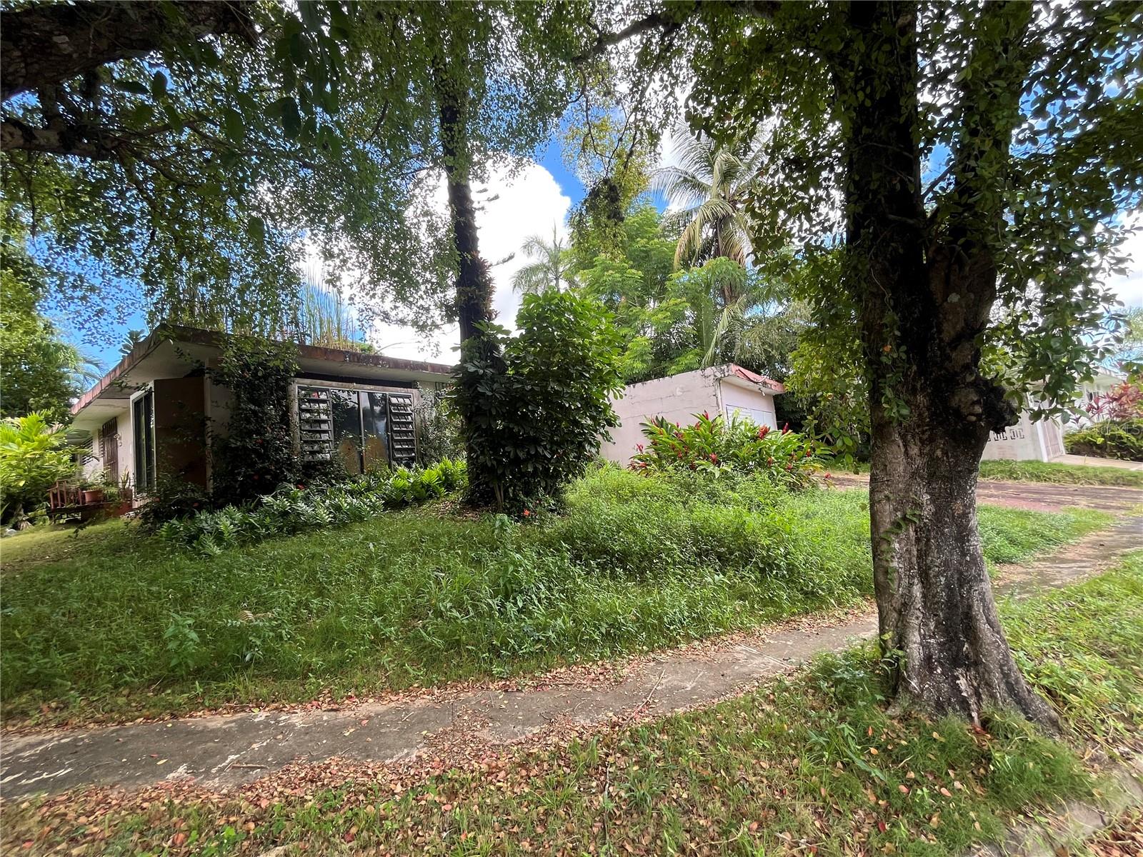 SAGRADO CORAZON - Residential