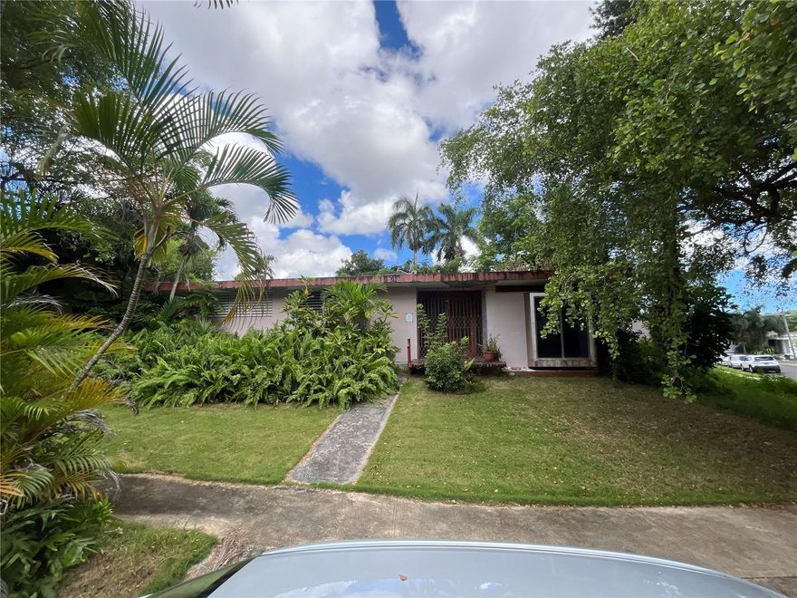 Property located in San Mauro St in Urb. Sagrado Corazón. It has 3 bedrooms, 3 bathrooms, living room, dining room, kitchen, garage and terrace in 0.20 acres of land. The property pays a monthly HOA fee of $75.00. This property is subject to a 3-Day First Look Period. Seller will negotiate offers after the period expires.