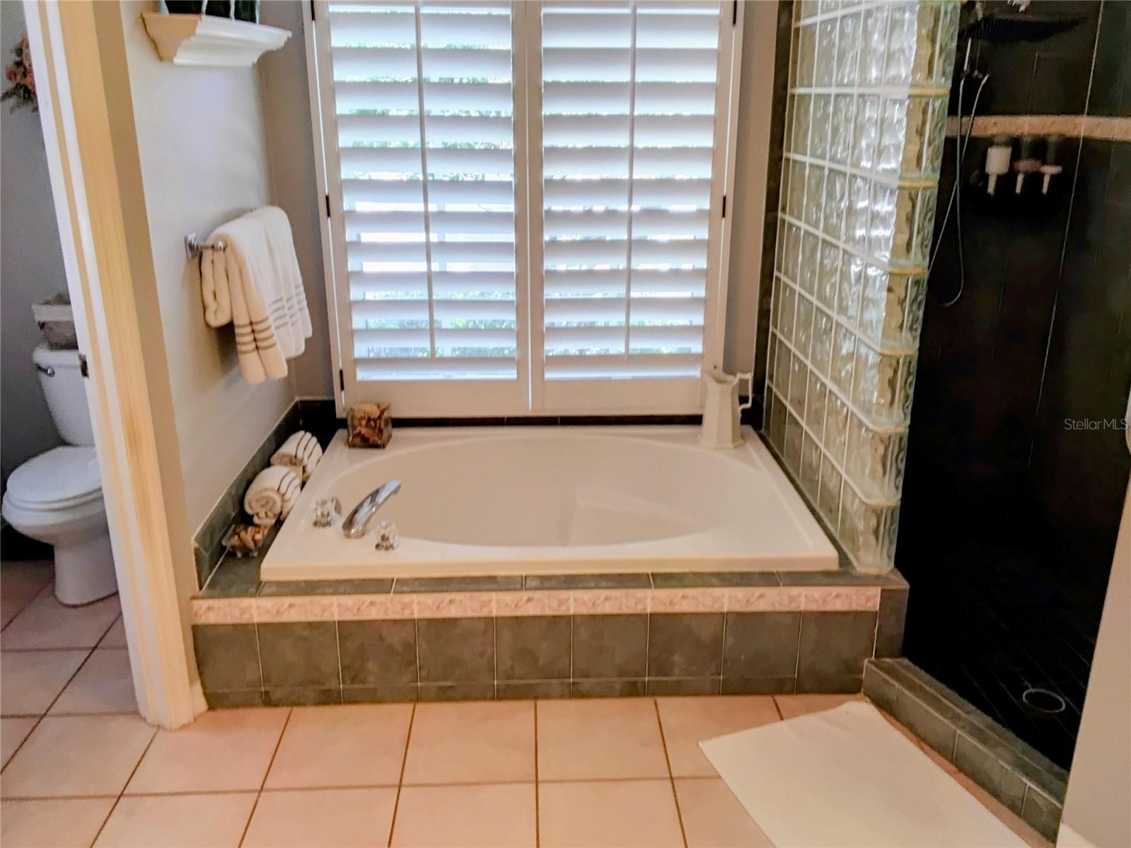 THE VILLAGES AT FOX HOLLOW-WEST - Residential