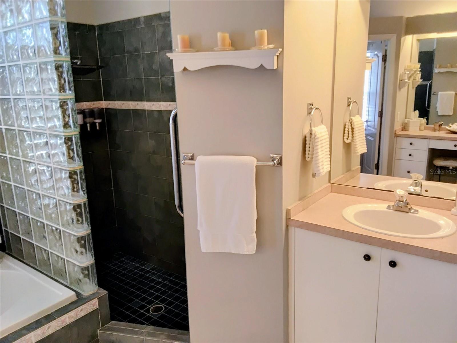 THE VILLAGES AT FOX HOLLOW-WEST - Residential