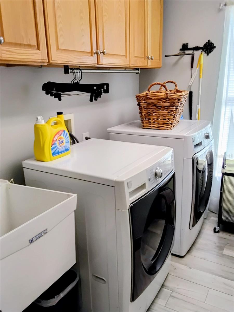 THE VILLAGES AT FOX HOLLOW-WEST - Residential