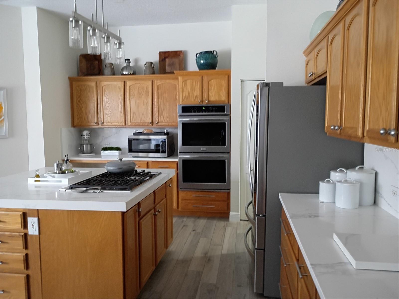 THE VILLAGES AT FOX HOLLOW-WEST - Residential