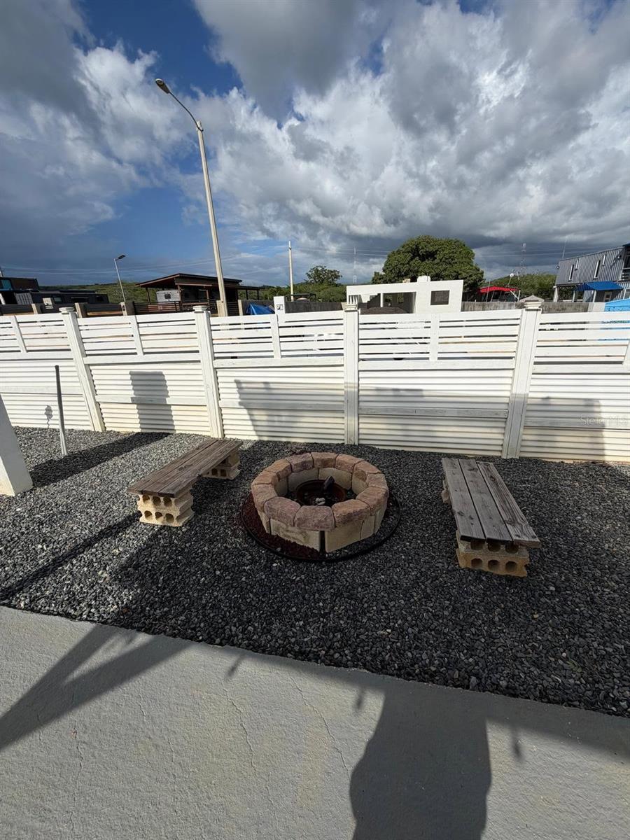 COMBATE VILLAGE - Residential