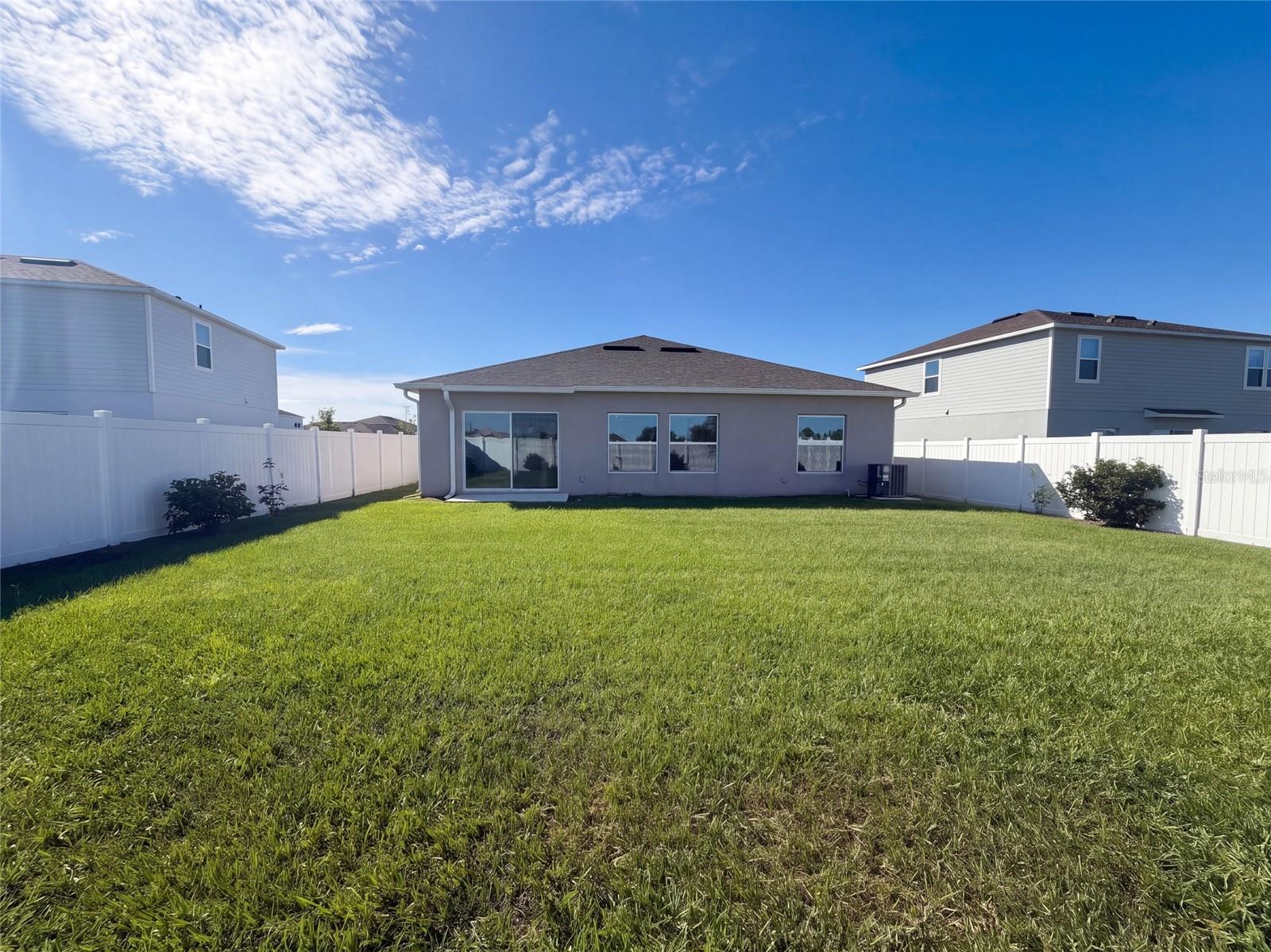 124 CITRINE LOOP