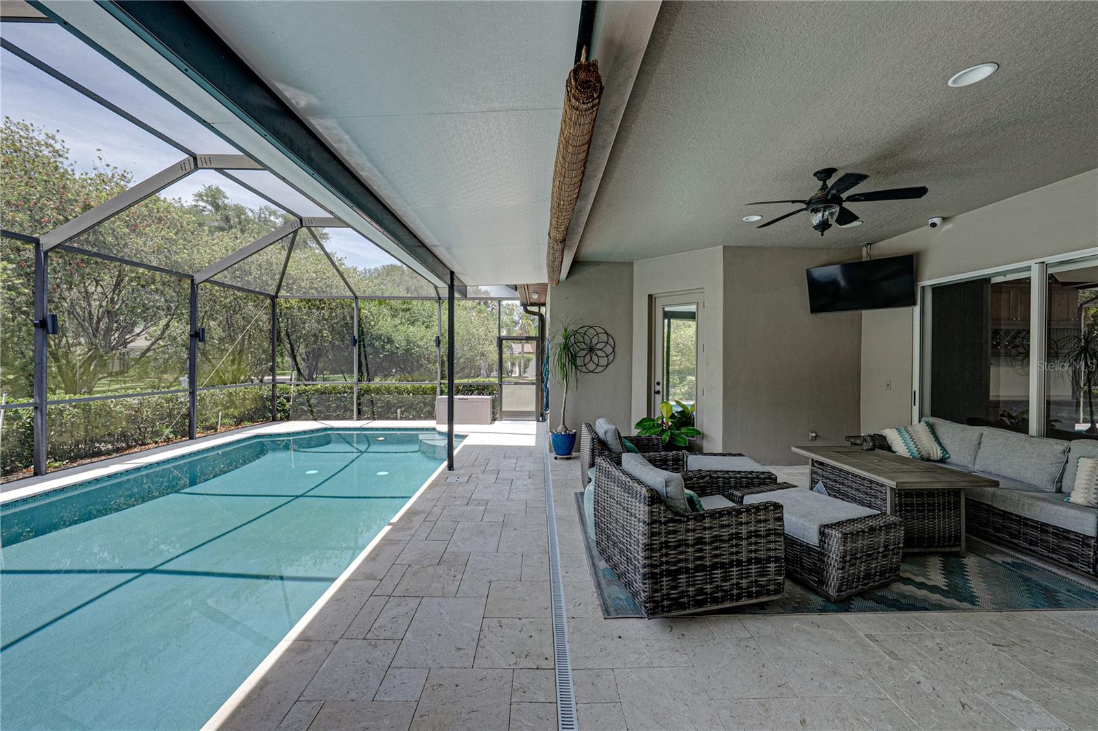 FISH HAWK TRAILS UNIT 4 PH - Residential