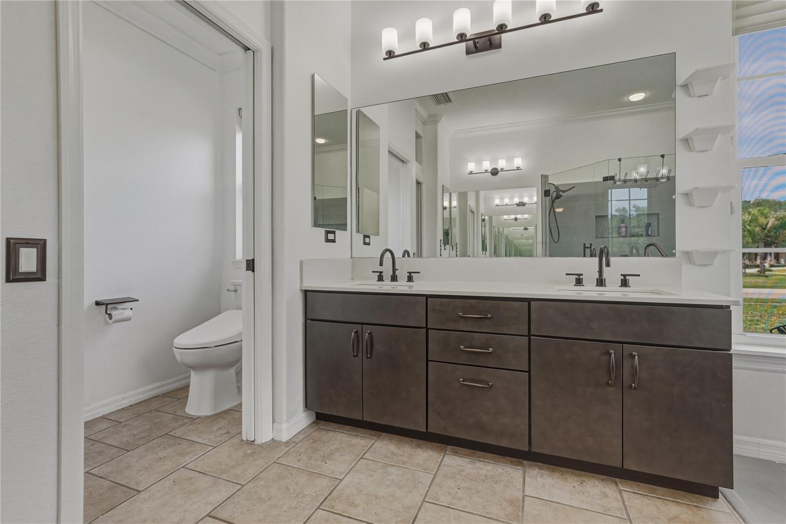FISH HAWK TRAILS UNIT 4 PH - Residential