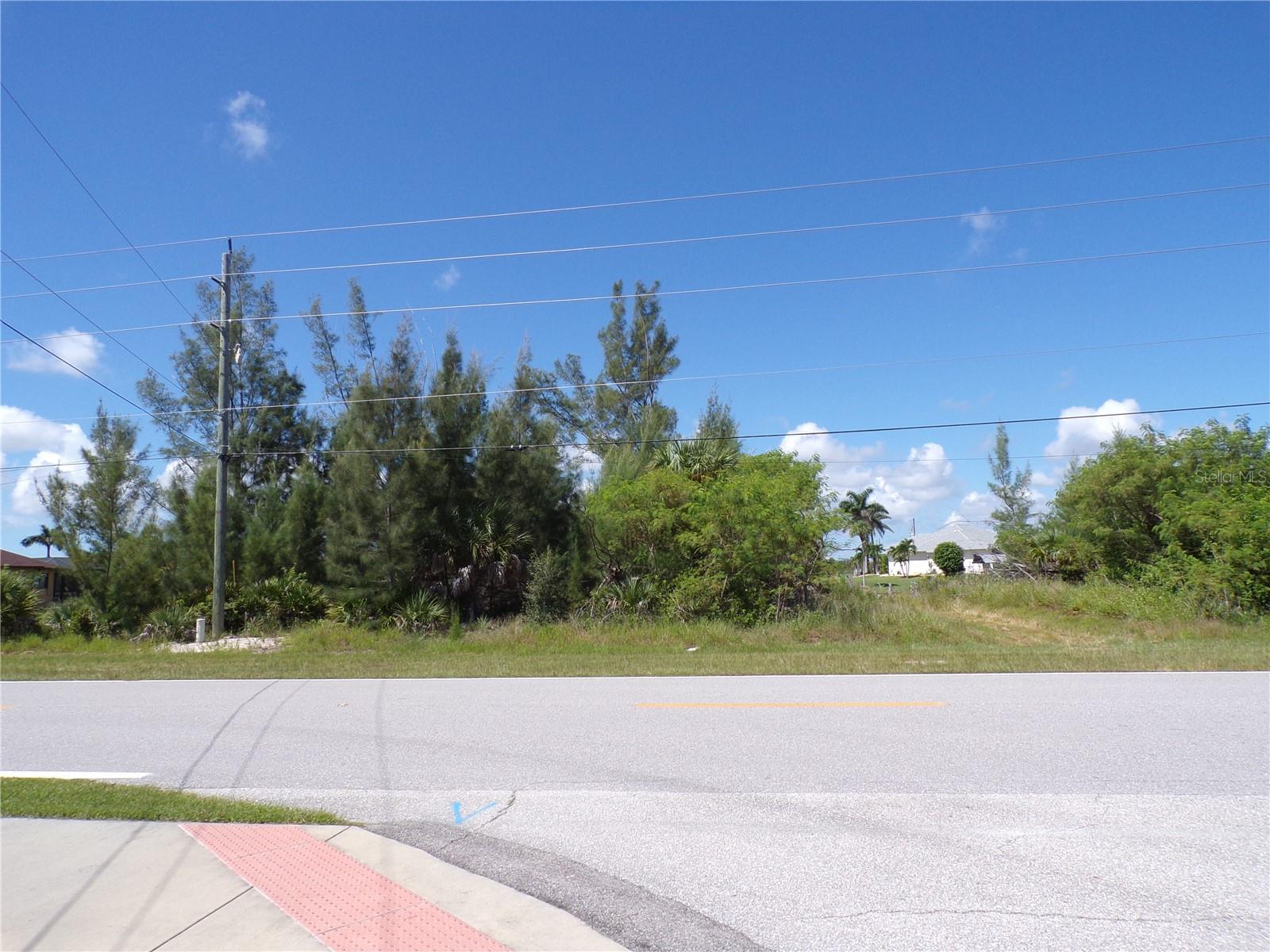 PORT CHARLOTTE SEC 081 - Land