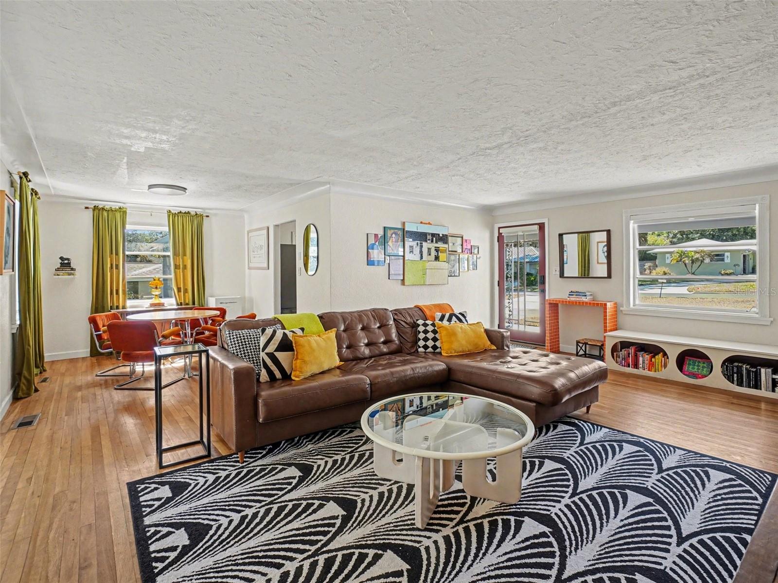 1630 CRESTVIEW DRIVE