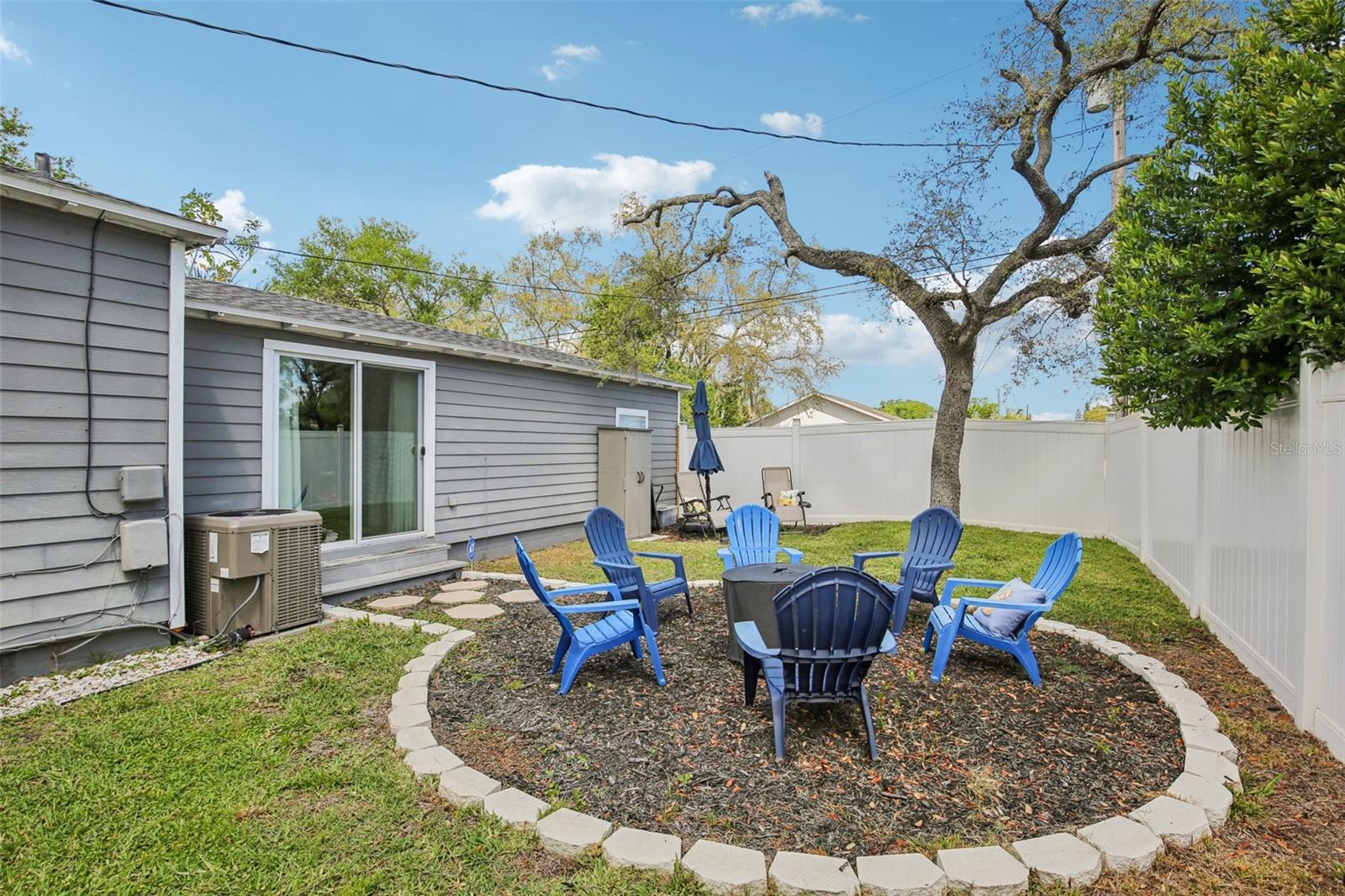 VICTORY HEIGHTS - Residential