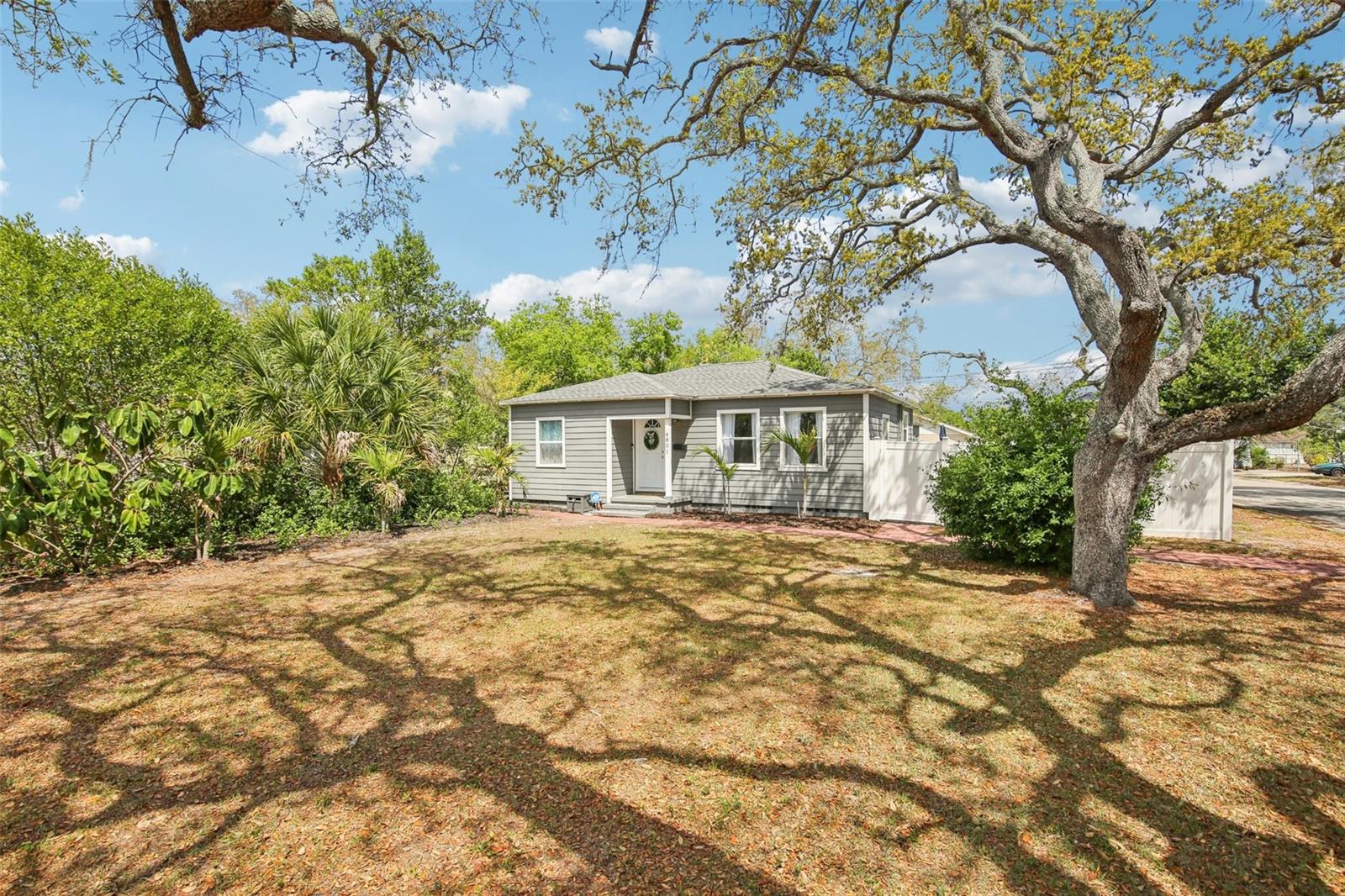 VICTORY HEIGHTS - Residential