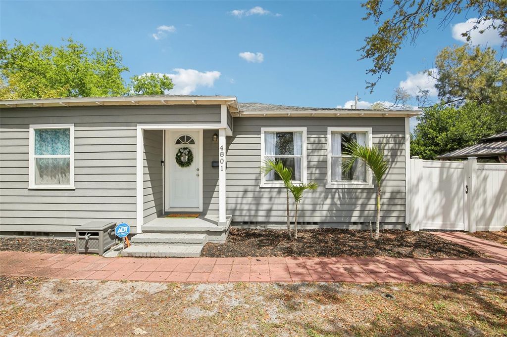 Photo of 4801 Emerson Avenue S, St Petersburg, FL 33711 (MLS # TB8493848)