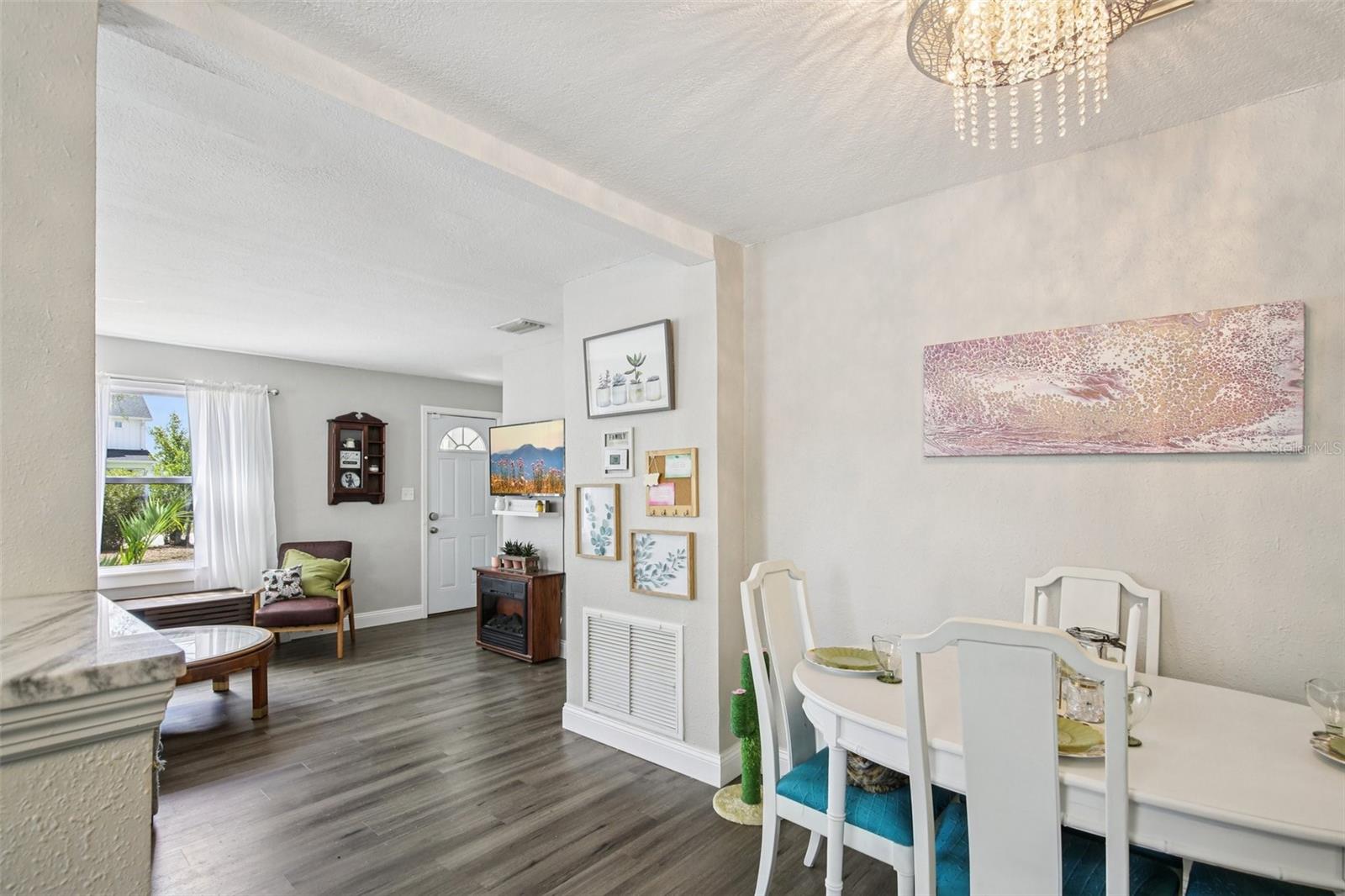 VICTORY HEIGHTS - Residential