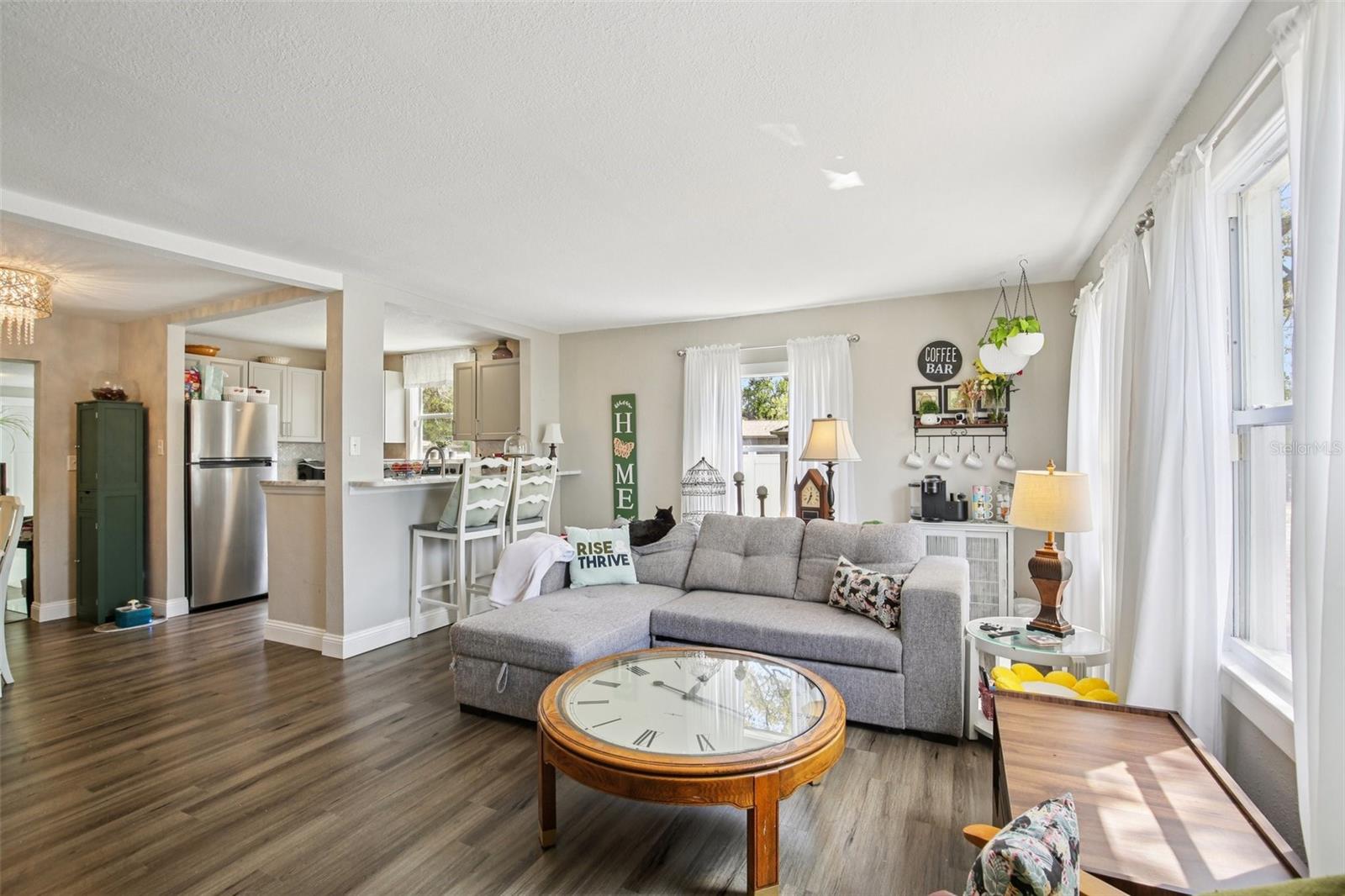 VICTORY HEIGHTS - Residential