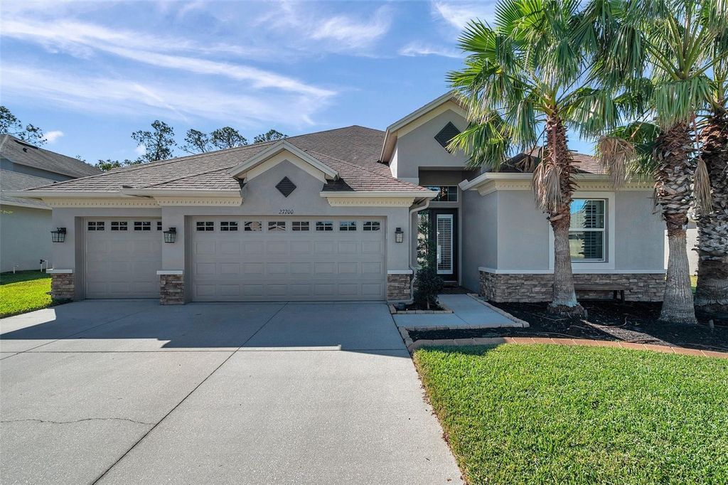 Photo of 27200 Hawks Nest Circle, Wesley Chapel, FL 33544 (MLS # TB8326314)